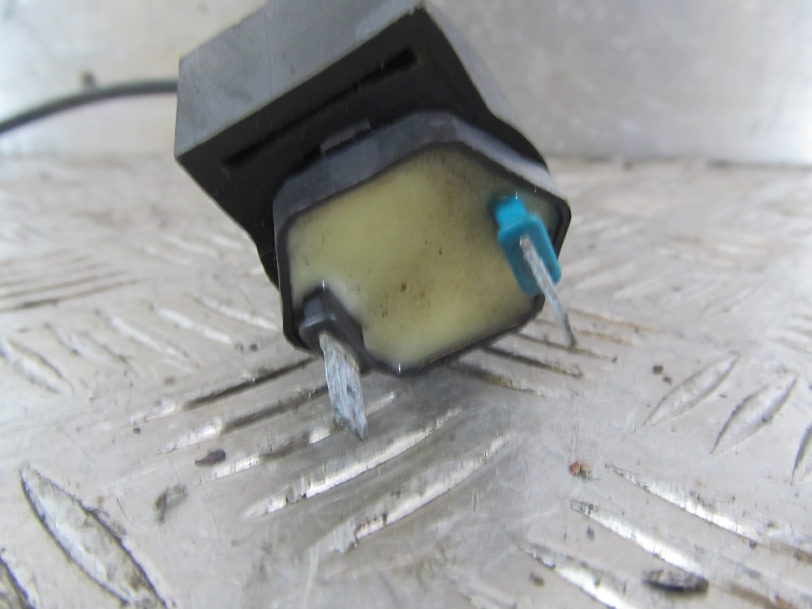 2000 PEUGEOT VIVACITY IGNITION COIL / COILS