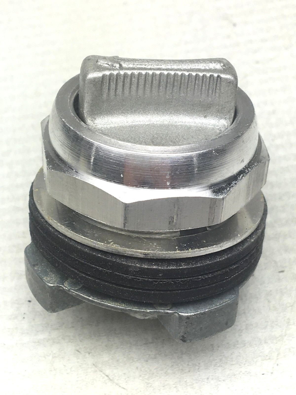 Sylvania UDAC3A Type H Oiltight Selector Switch Operator (Qty 1) NEW IN BOX