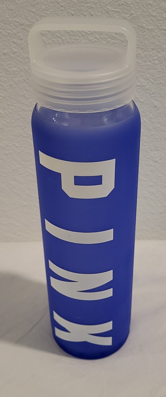 Victoria's Secret PINK Silicone Sleeve Glass Water Bottle Blue logo Never Used