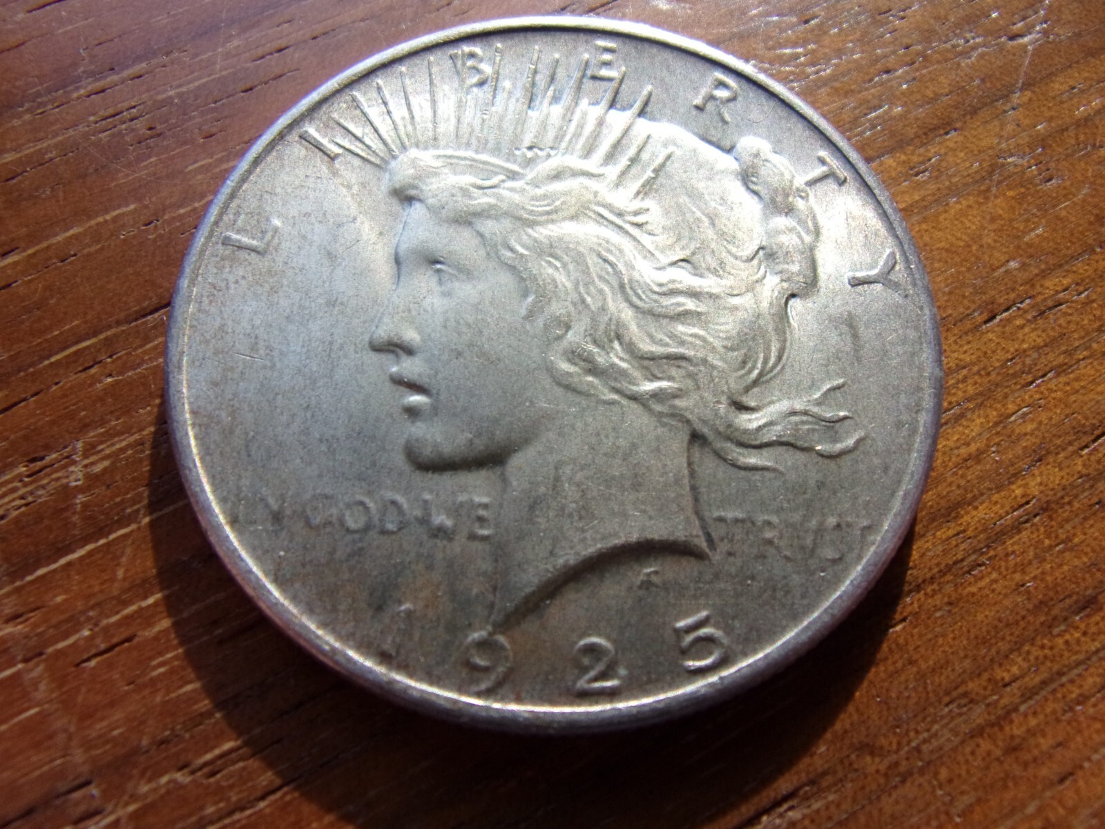 1925-P PEACE DOLLAR 90 % SILVER INVESTMENT COIN NICE COND