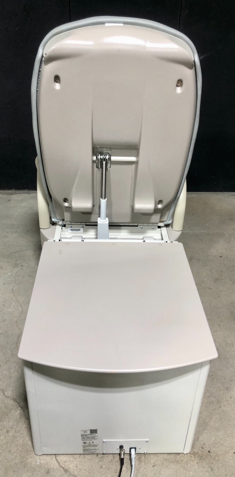 Brewer 6501 Access High-Low Exam Table