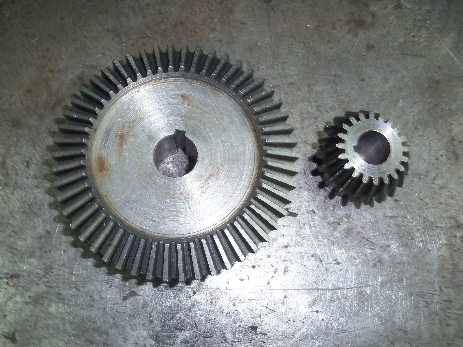 6" X 18" Norton Surface Grinder Wheel Feed Bevel Gears PT # 58483 and 58482