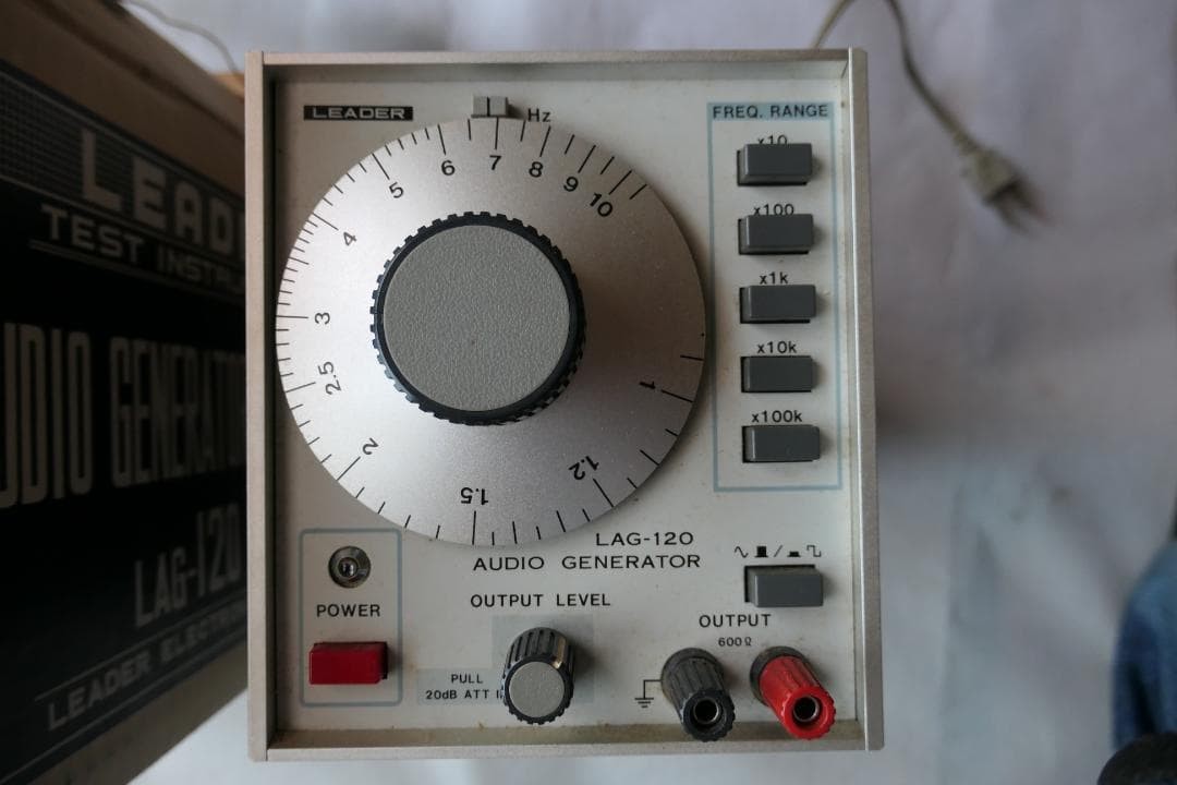 026 LEADER LAG-120 Audio Generator Console