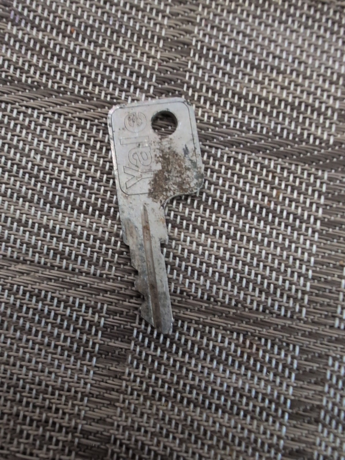 Yale Key HX254
