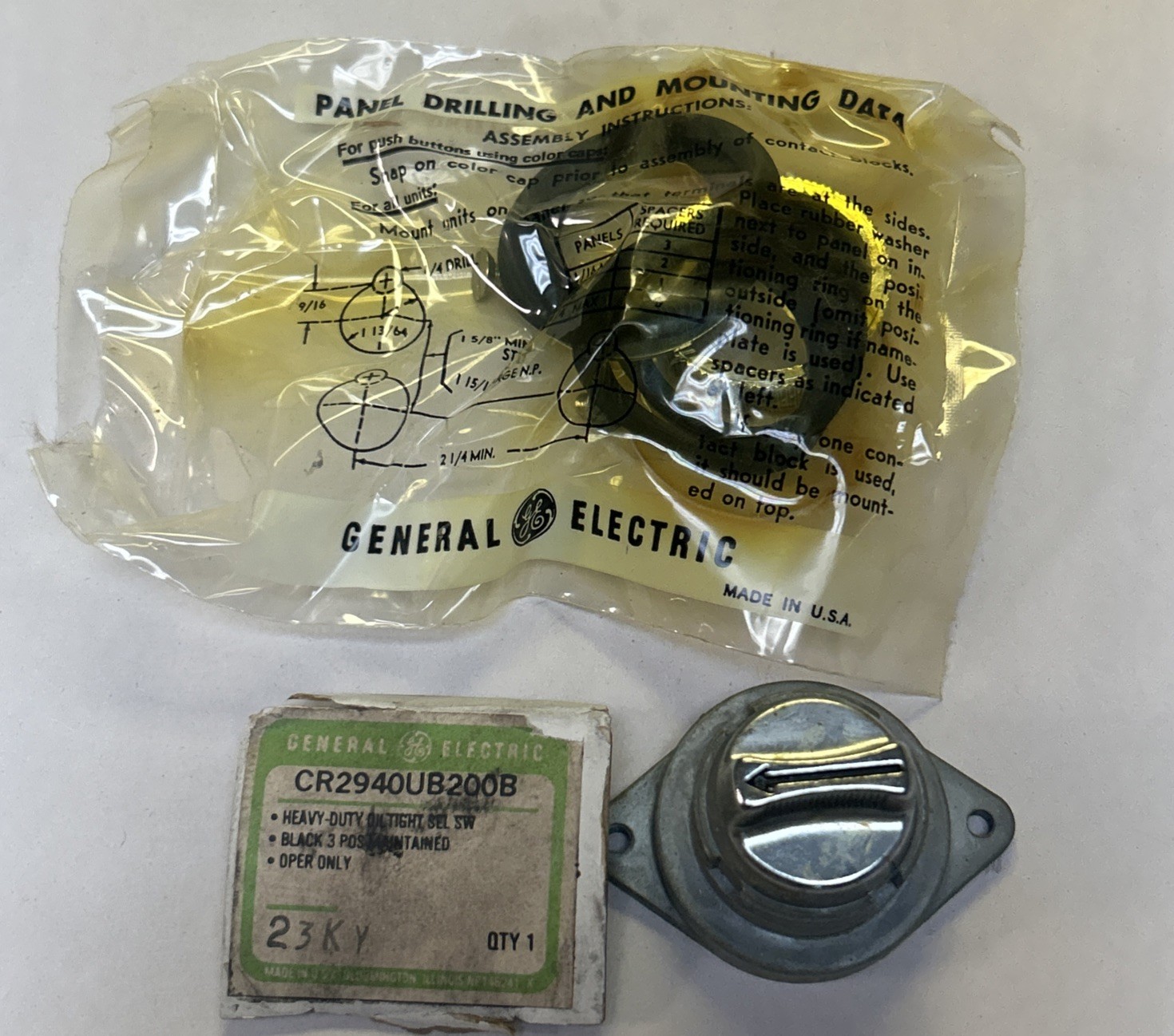GENERAL ELECTRIC,CR294OUB200B,SELECTOR SWITCH NOS