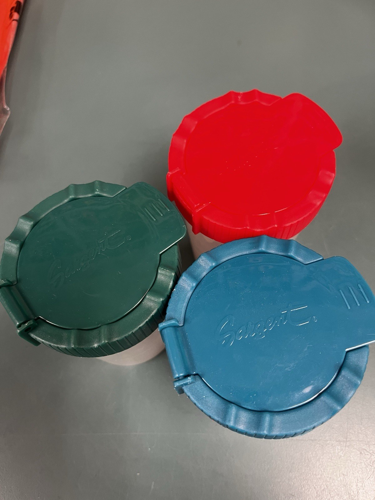 Vintage Sargent Art Paint Pots Red Blue Geeen For Children Classroom Artists