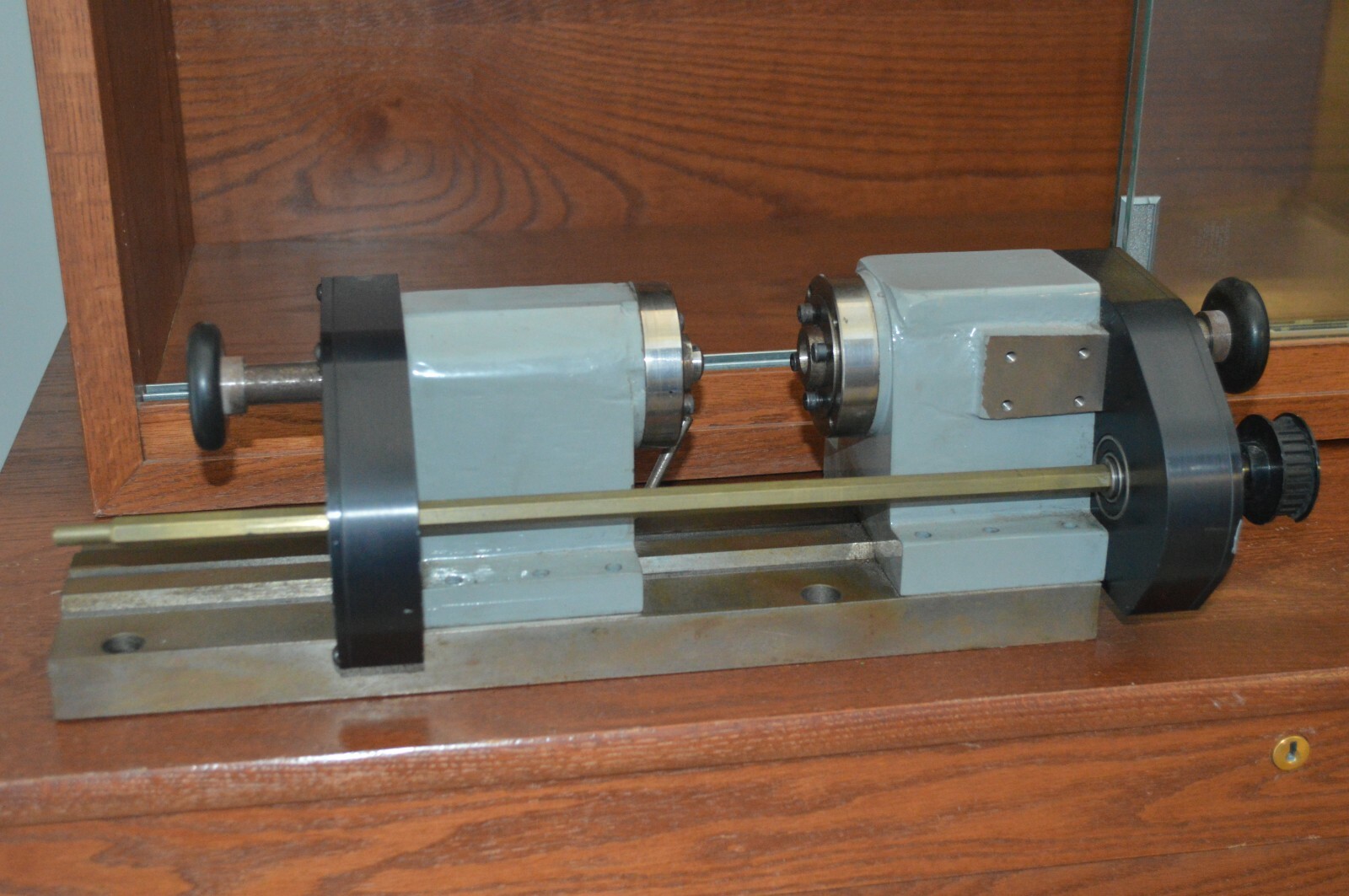 Accu-met Precision Laser Welding Positioner Lathe (glass lathe)