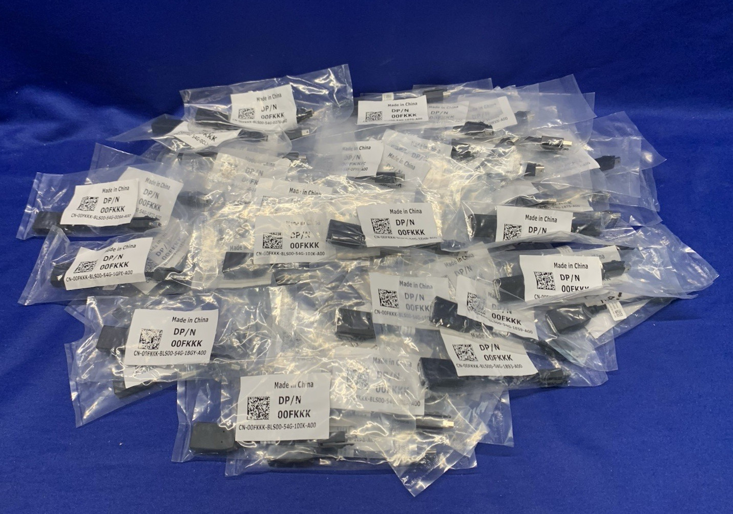 DP/N 00FKKK Mini DisplayPort (M) to Display Port (F) Cable -Lot of 64 New Sealed