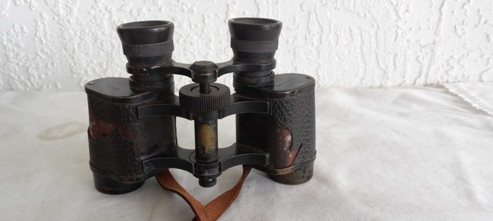 Vintage Fournier 8 x 25 Prism Binoculars with Case