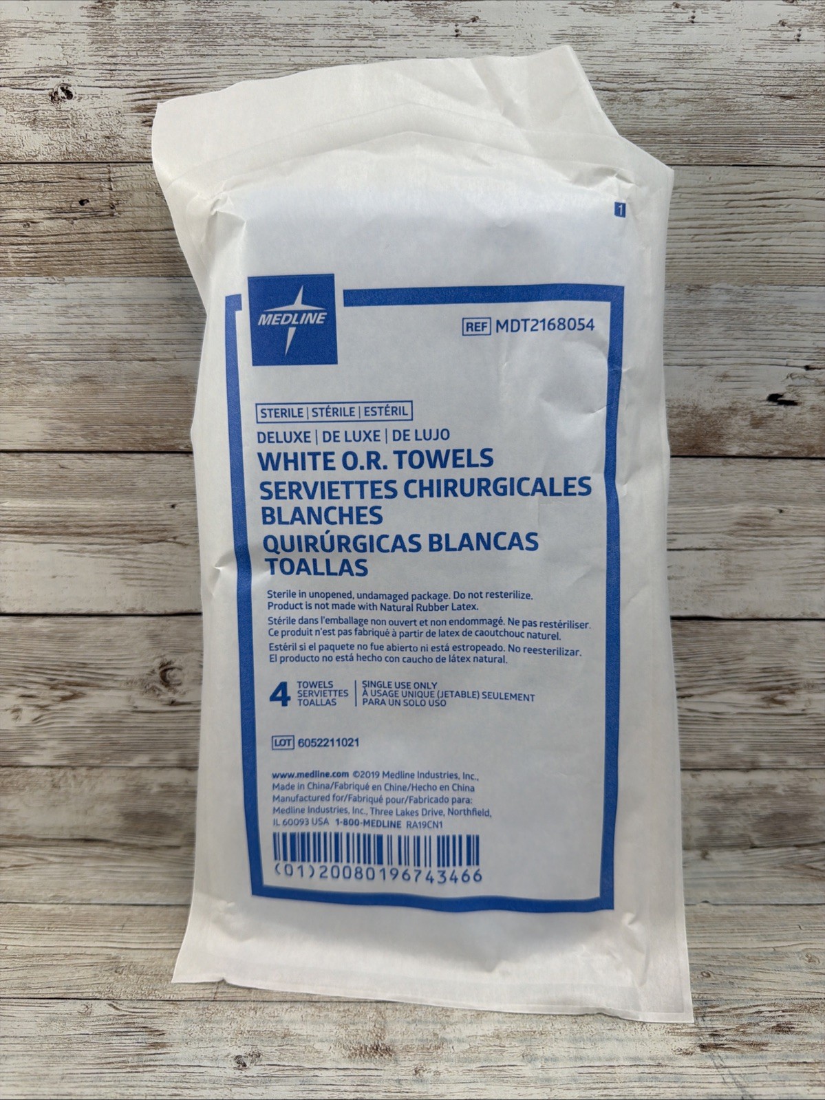 MEDLINE WHITE O.R Towels Sterile Disposable Towels *12 Packs of 4 Towels*
