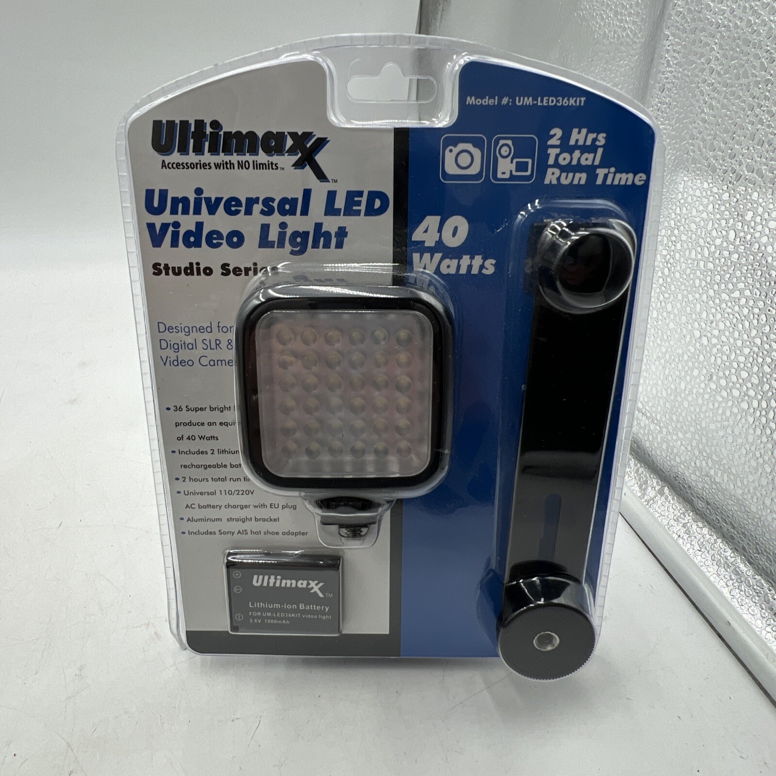 ULTIMAXX UNIVERSAL LED VIDEO LIGHT STUDIO SERIES - MODEL - UM-LED36KIT - SEALED