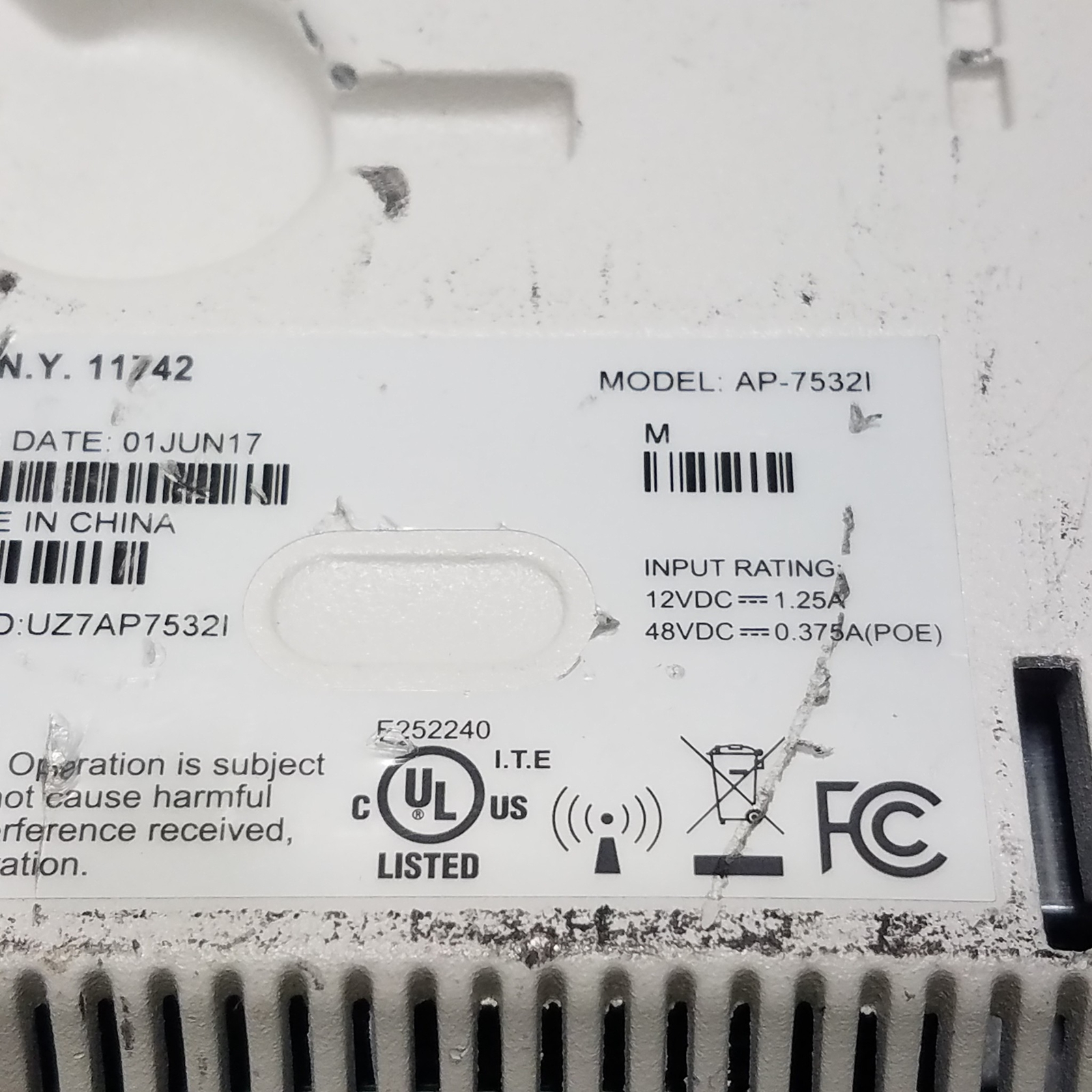 Symbol Technologies AP-7532I AP-7532-67030-US Wireless Access Point - White