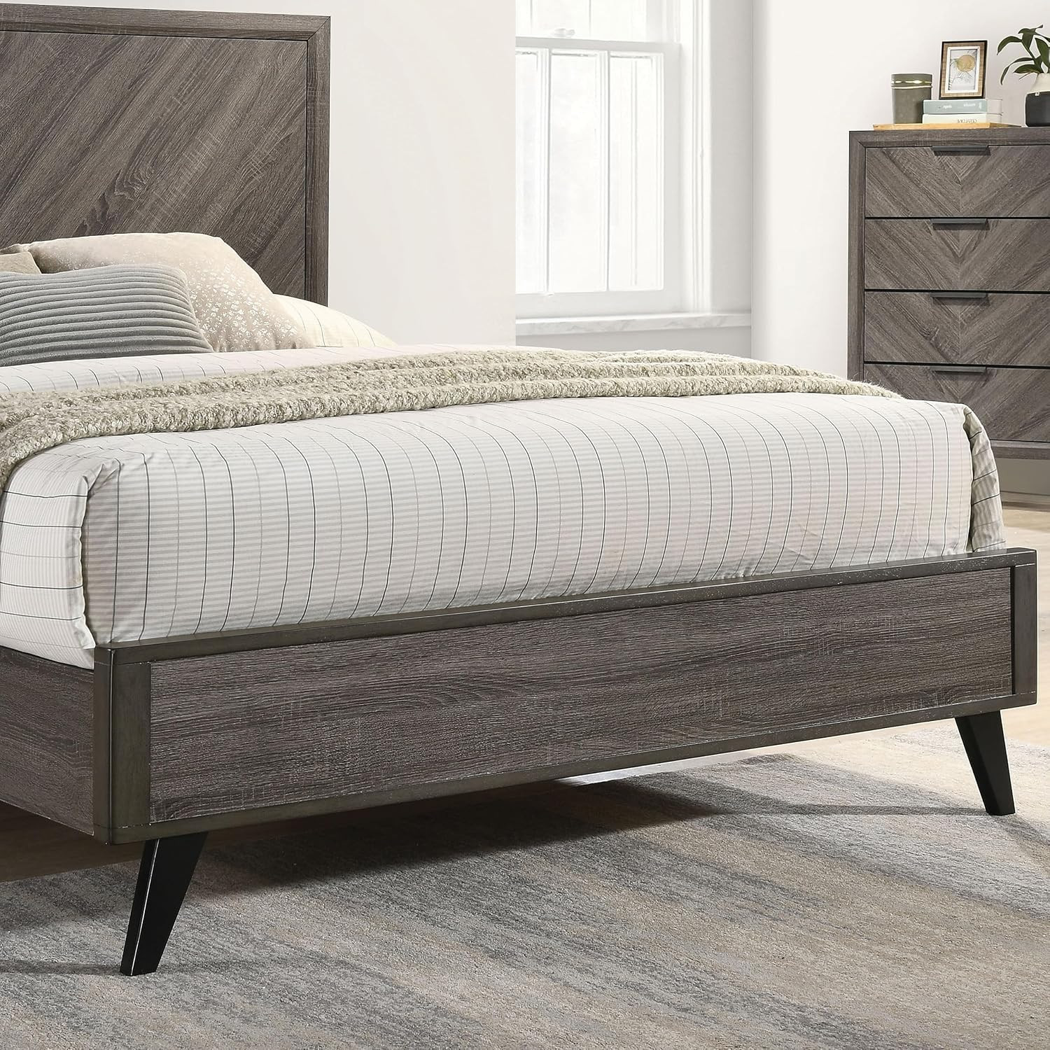 Aster Modern Wood Panel Bed with Chevron Pattern for Bedroom, Guest Room, King,