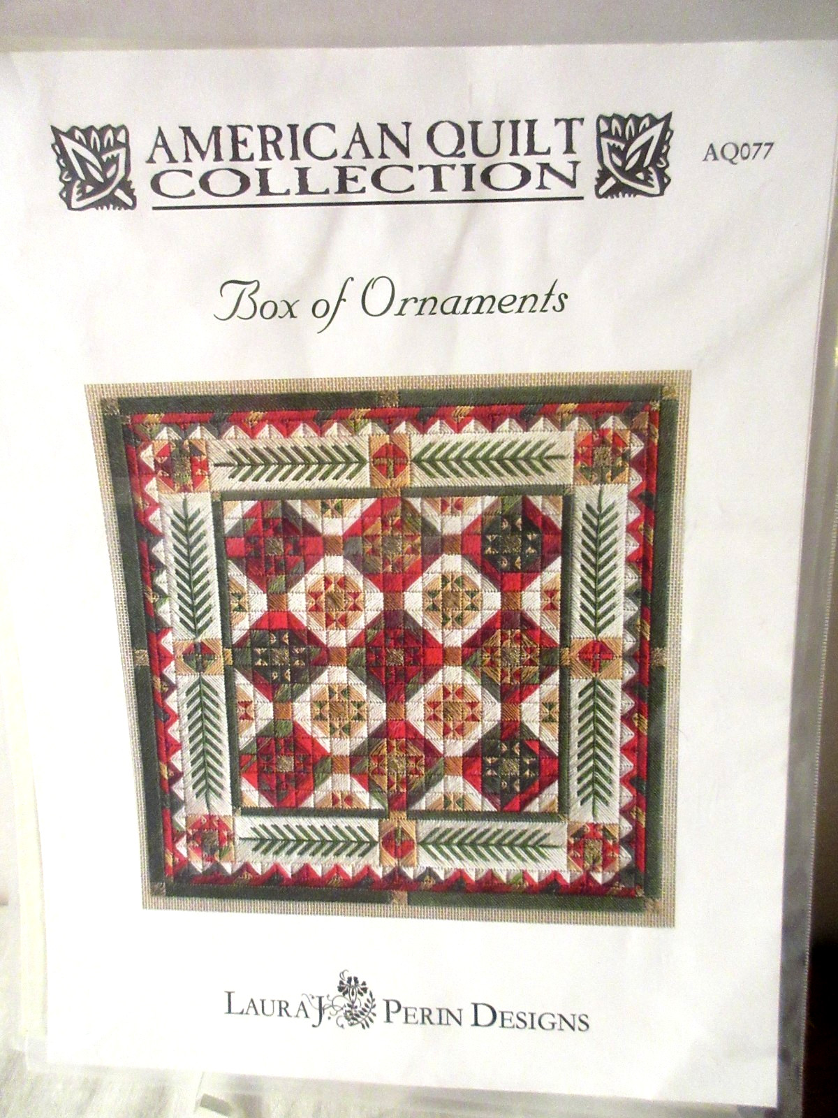 Laura Perin BOX OF ORNAMENTS Needlepoint/Ctd Thread Pattern