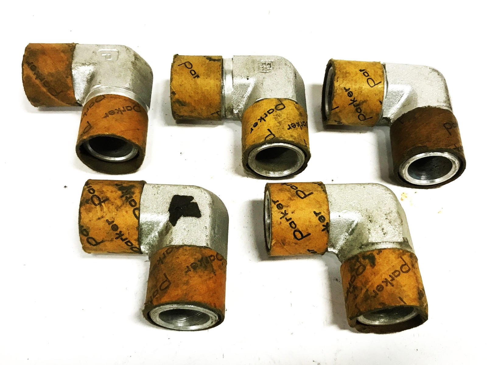 Parker 3/4 inch Male 90-degree Elbow [Lot of 5] NOS