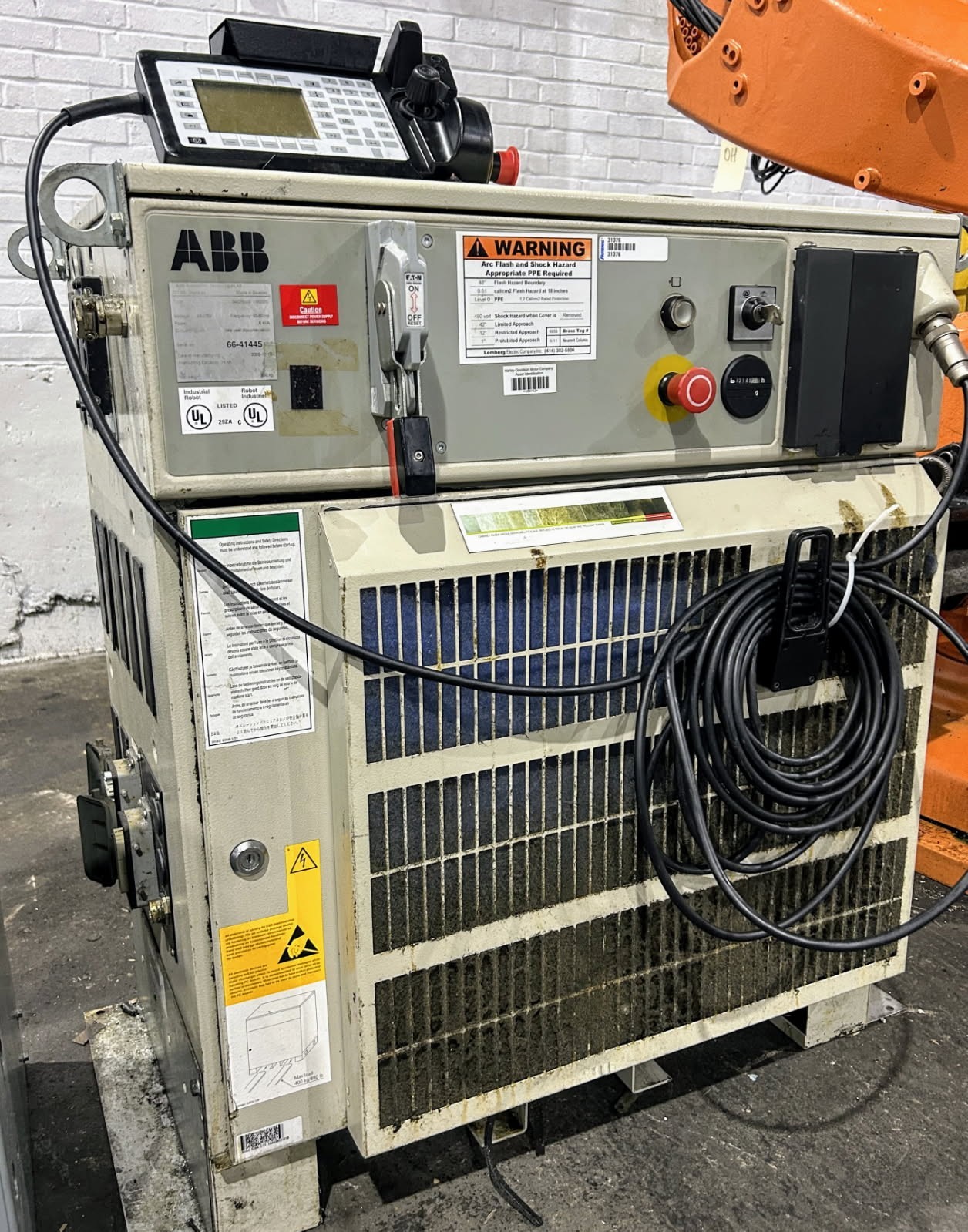 ABB IRB6600 ROBOT - Controls, Teach Pendant, Just removed from Service