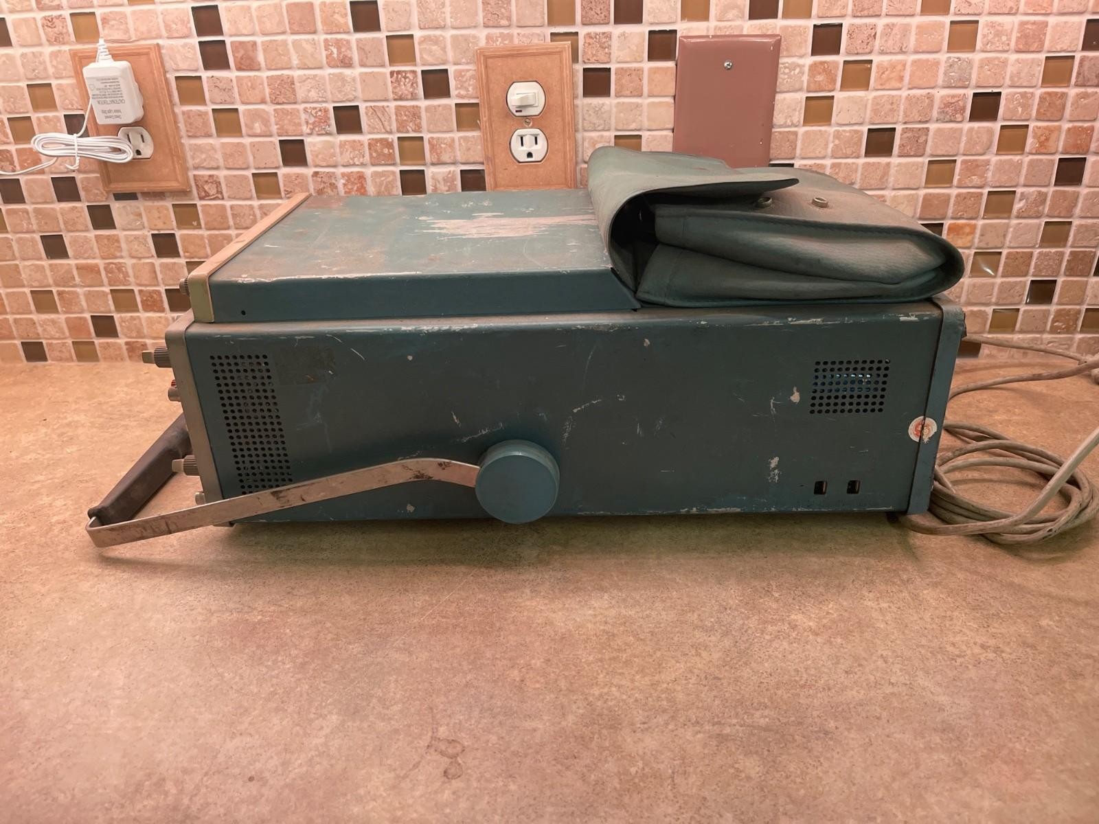 Tektronix 468 Oscilloscope