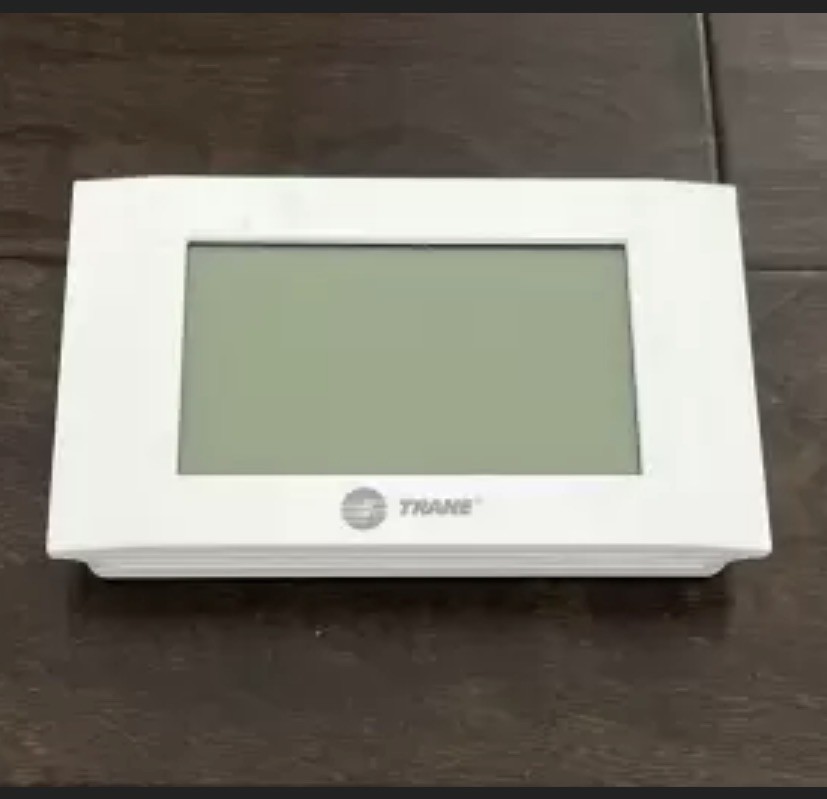 NEW IN BOX! Trane TZEMT524AA21MA Programmable Digital Thermostat