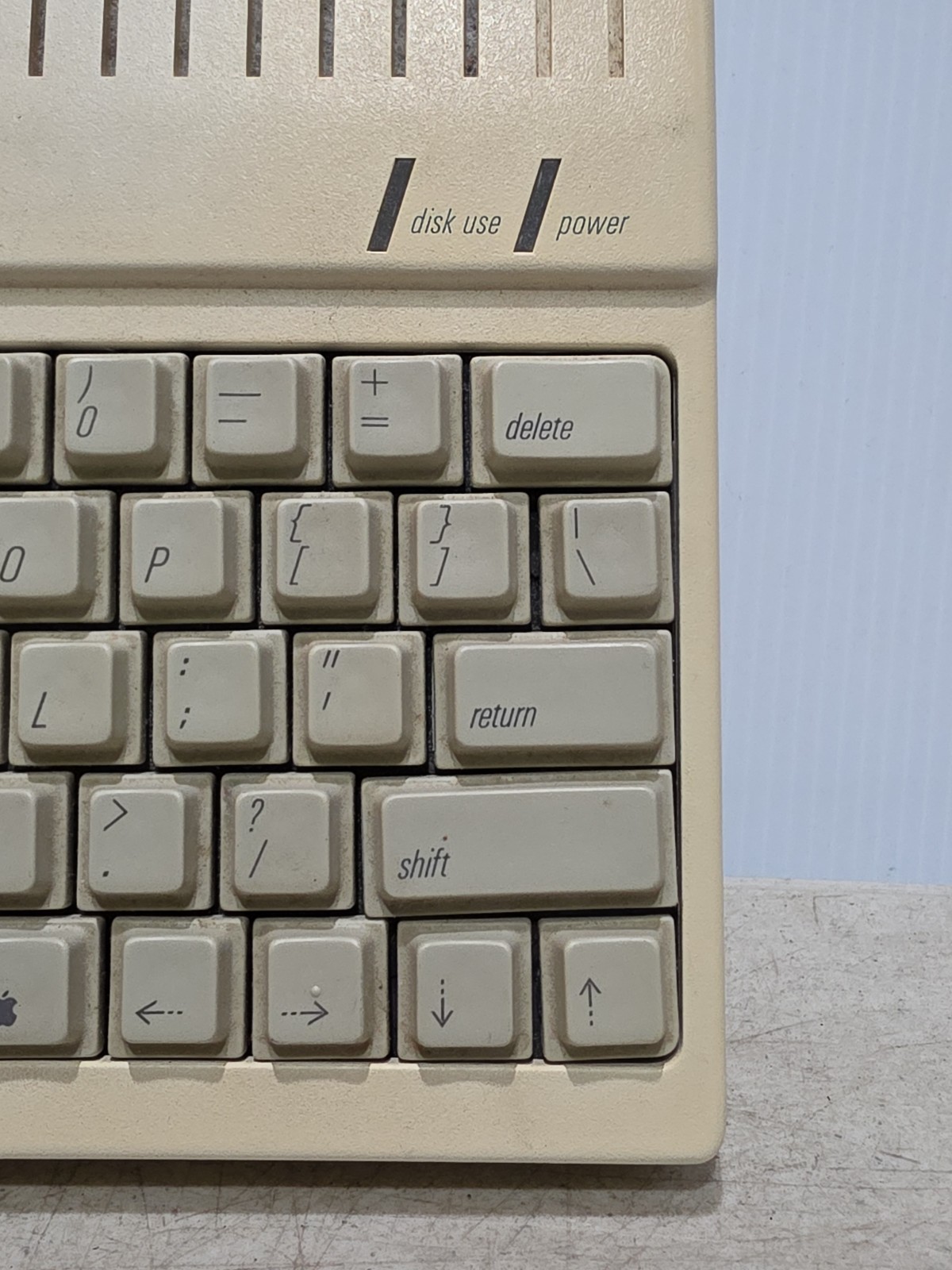 Vintage Apple IIc computer -Untested/parts/repair