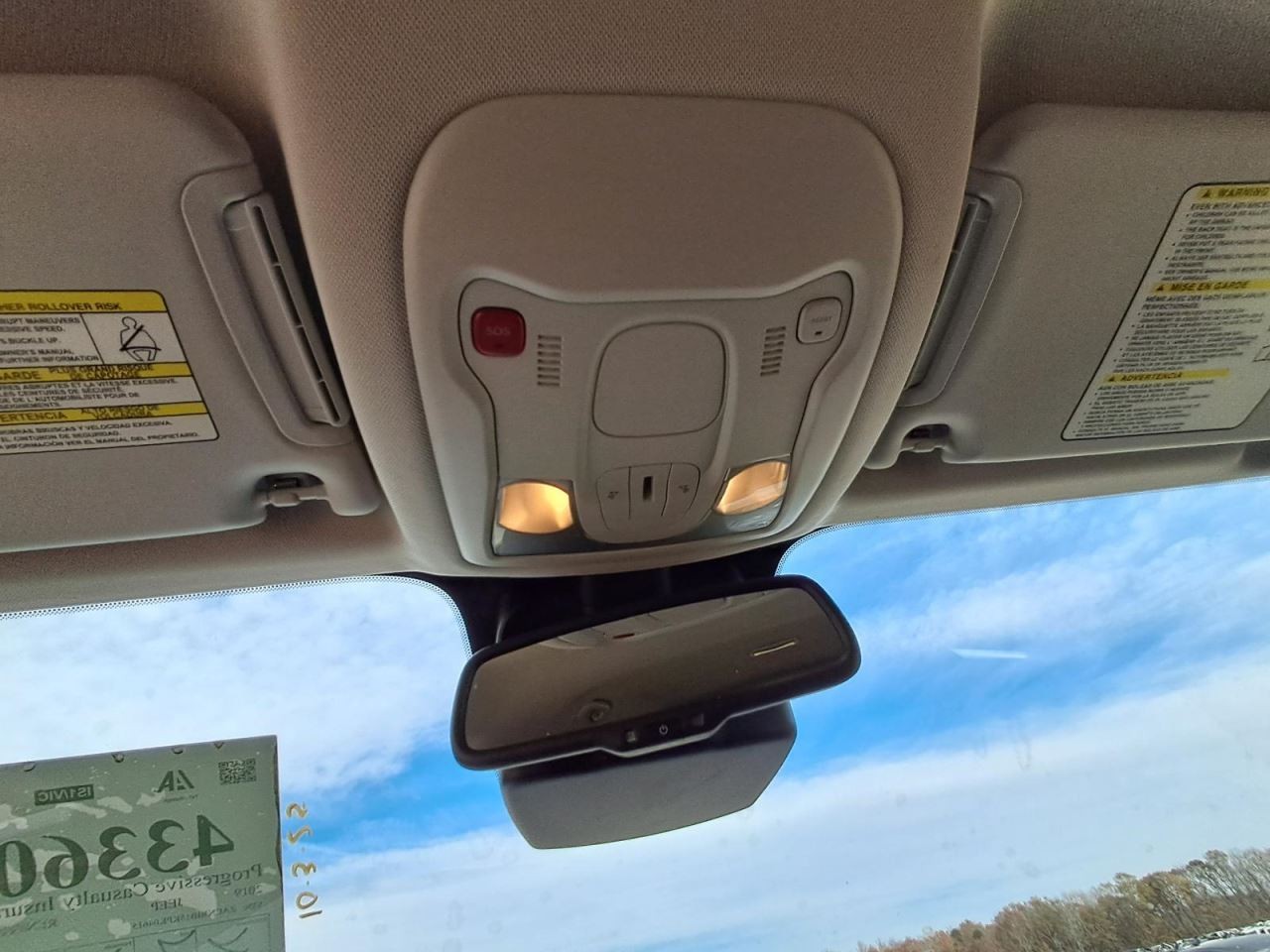 RENEGADE 2019 Glove Box 4884406