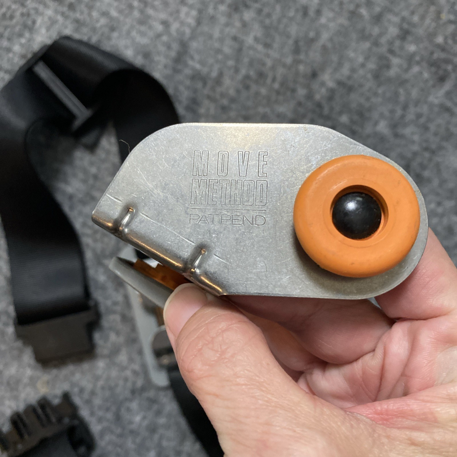 Move Method camera belt system Quick Release