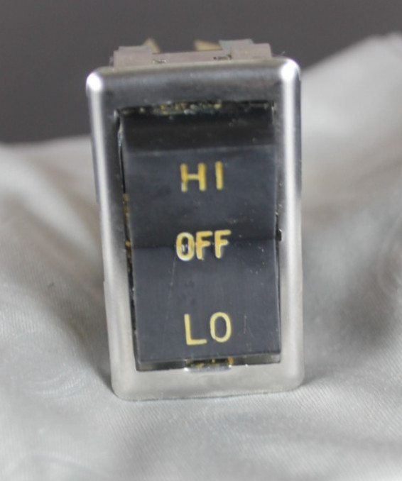 Blodgett 7636 Switch, Rocker, 3PDT, 1115V, Off/Hi/Lo Replacement Part - Preowned