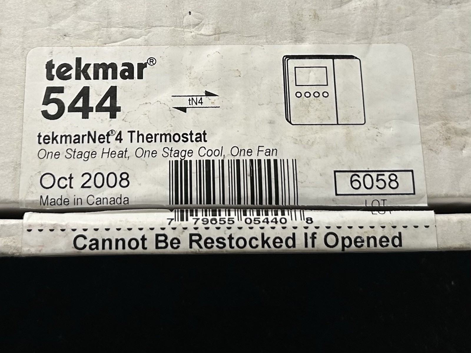 Tekmar Thermostat Model 544 (One Stage Heat, One Stage Cool, One Fan) 553 Sub