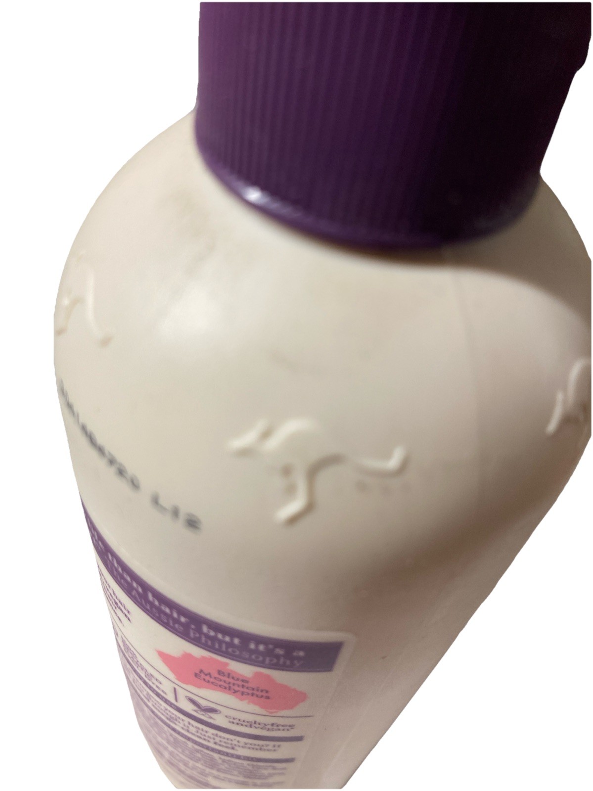 Aussie Might Mega Shampoo W/ Blue Mountain Australian Eucalyptus Extract 300ml