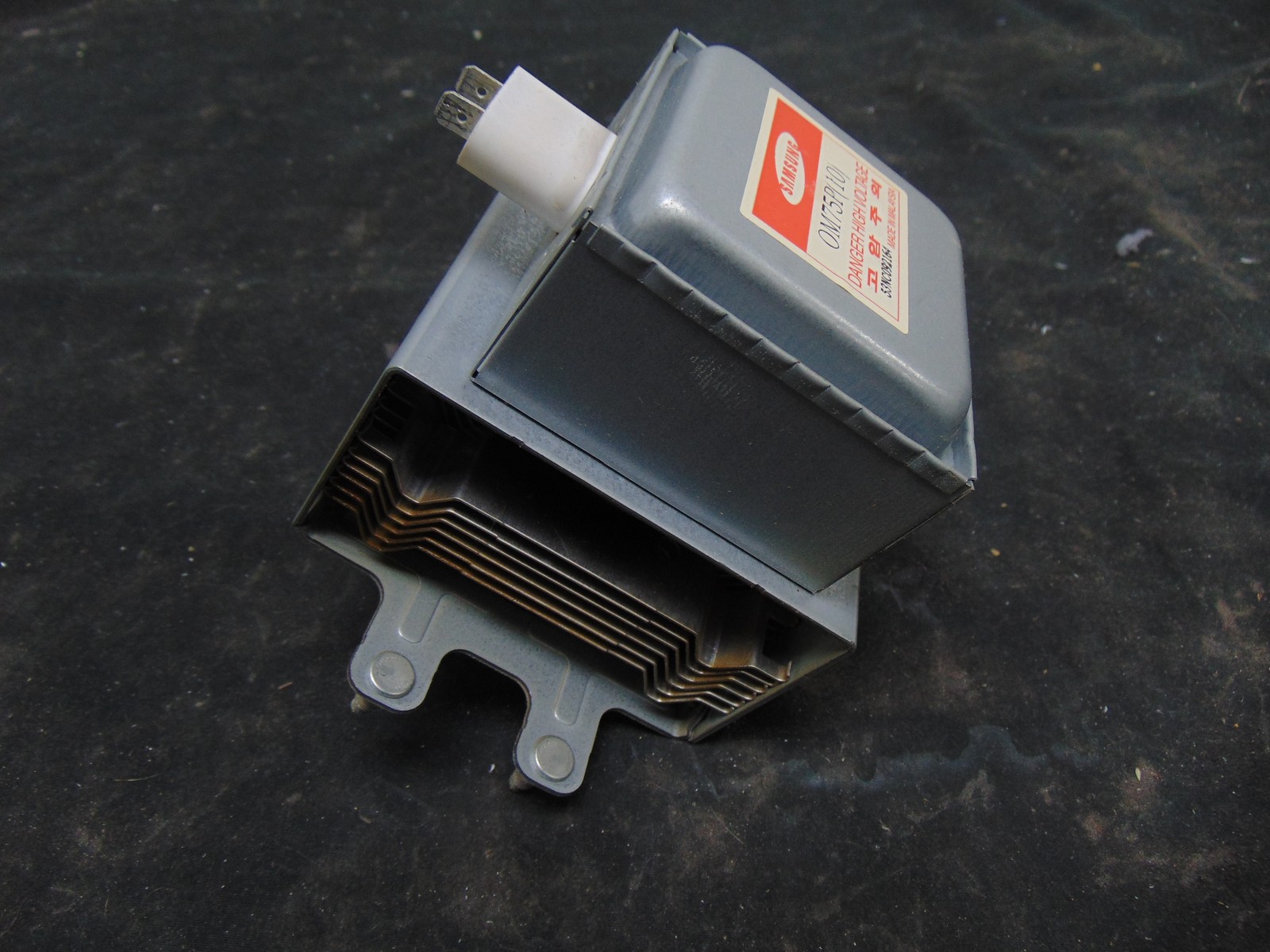 GE Microwave JVM1650WH02 Magnetron 53NC092164