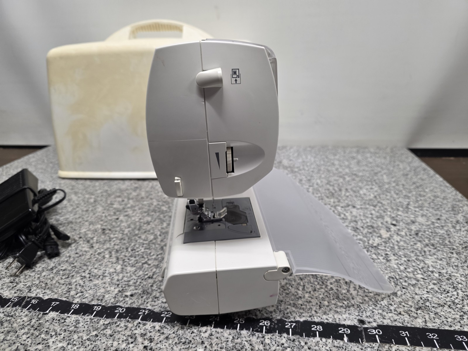 Brother CS-8150 Computerized Sewing Machine