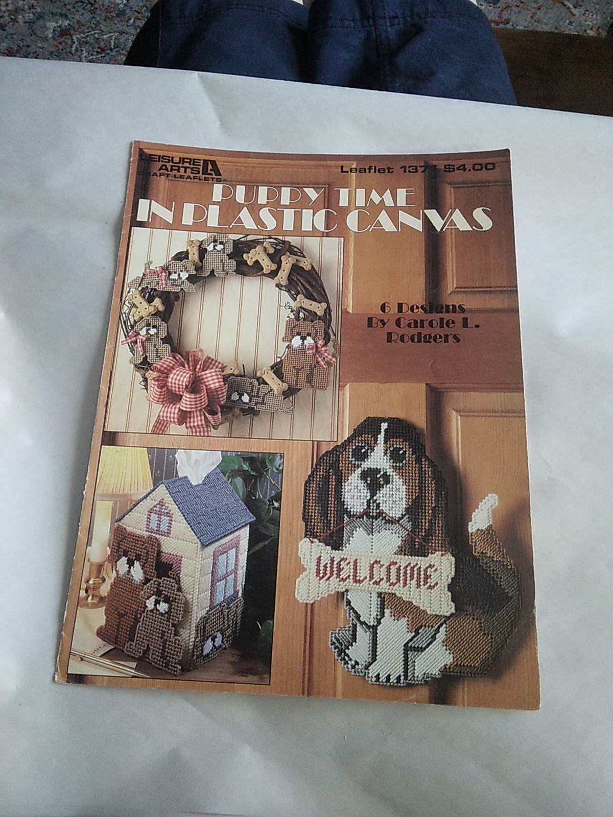 Puppy Time In Plastic Canvas 6 Pattern Booklet Dogs Tissue Cover Magnets Wreath