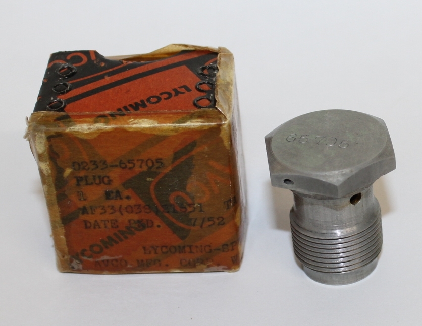 2 New in the Box, Lycoming Oil Plugs O435, GO435, GO480, PN 65705