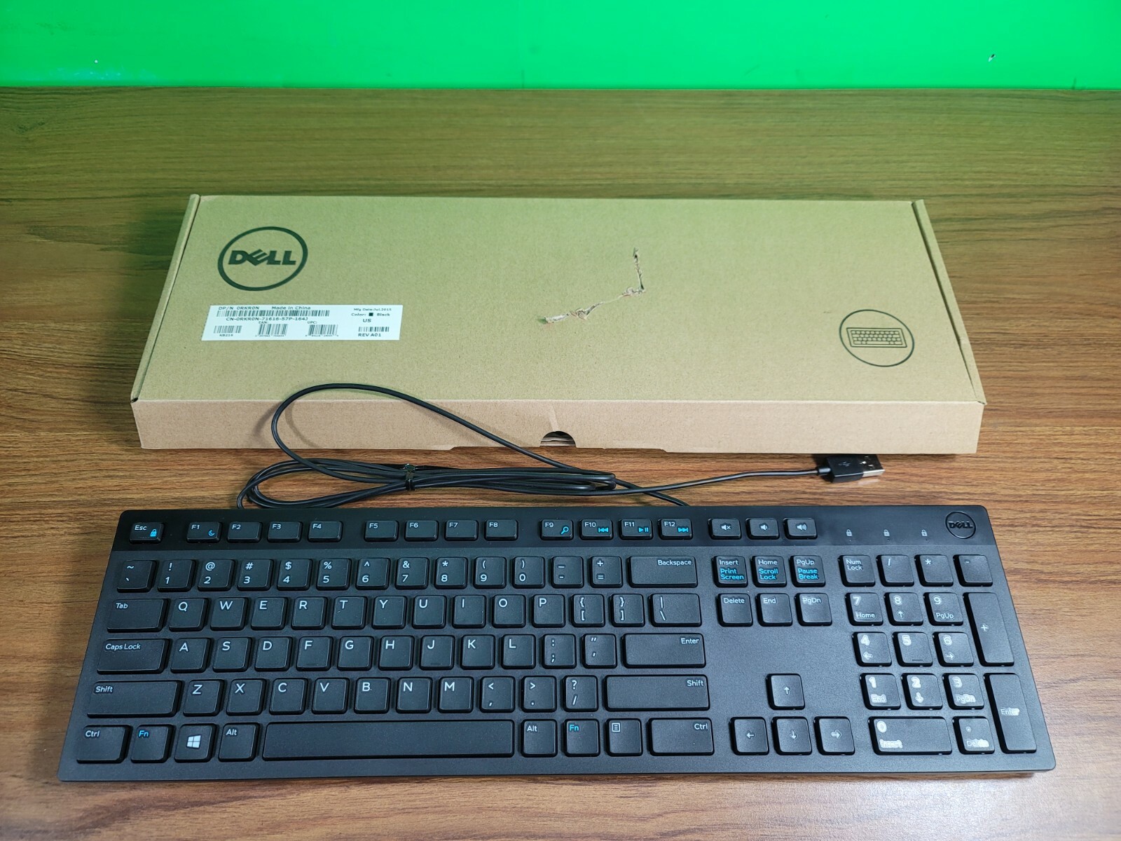 Dell KB216 Slim Multimedia USB Keyboard Black NEW (SIDESHELVES)