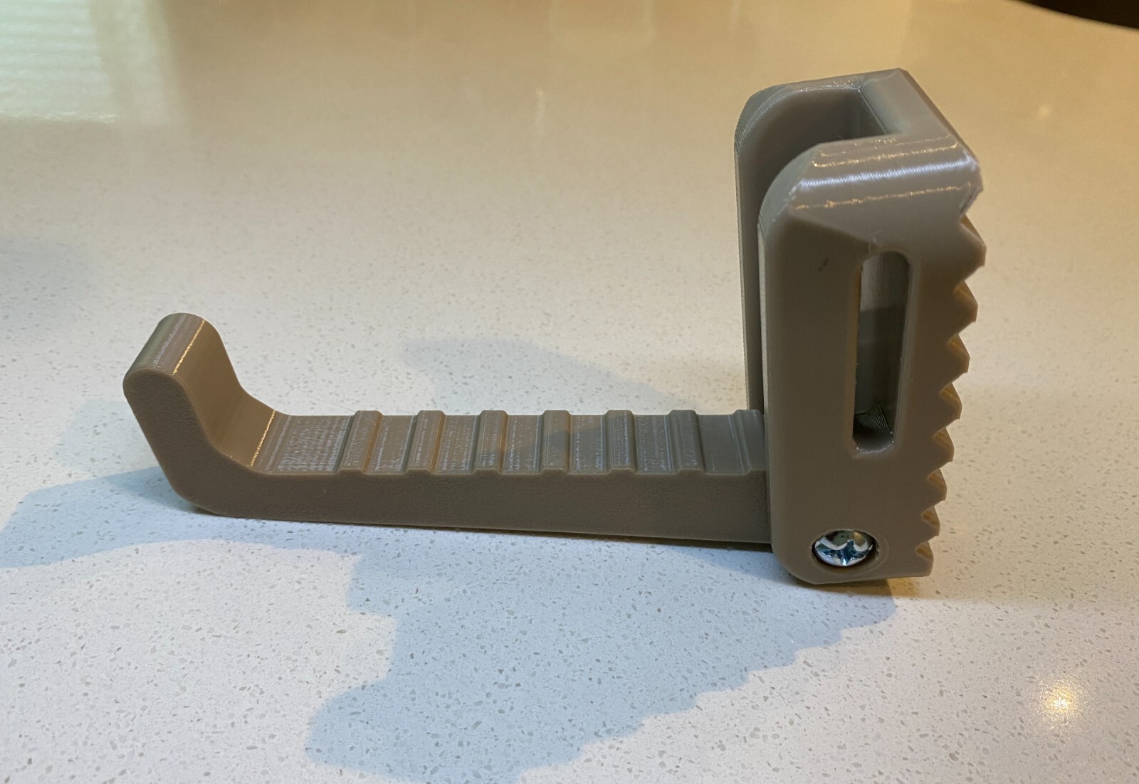 Saddle hunting Bow Hanger for HYS style strap or any strap