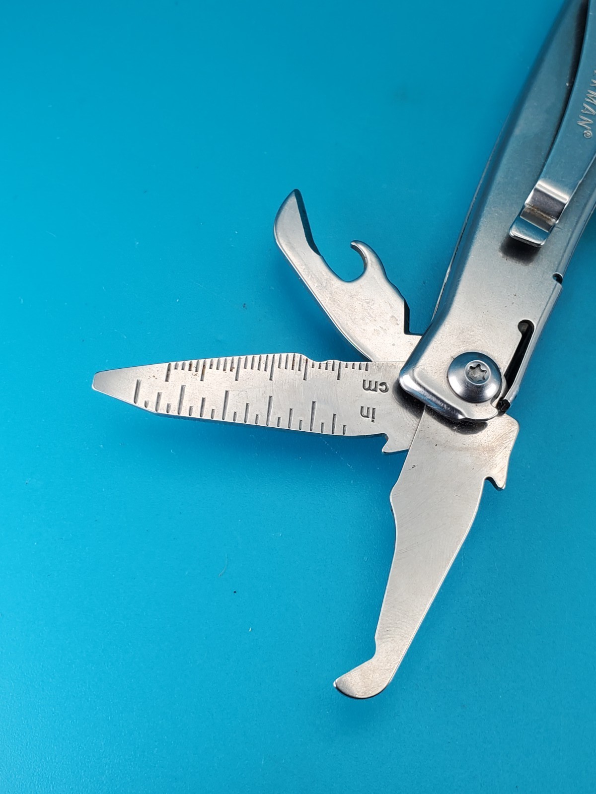 Leatherman Rev 3.8" Multi-Tool, Stainless!