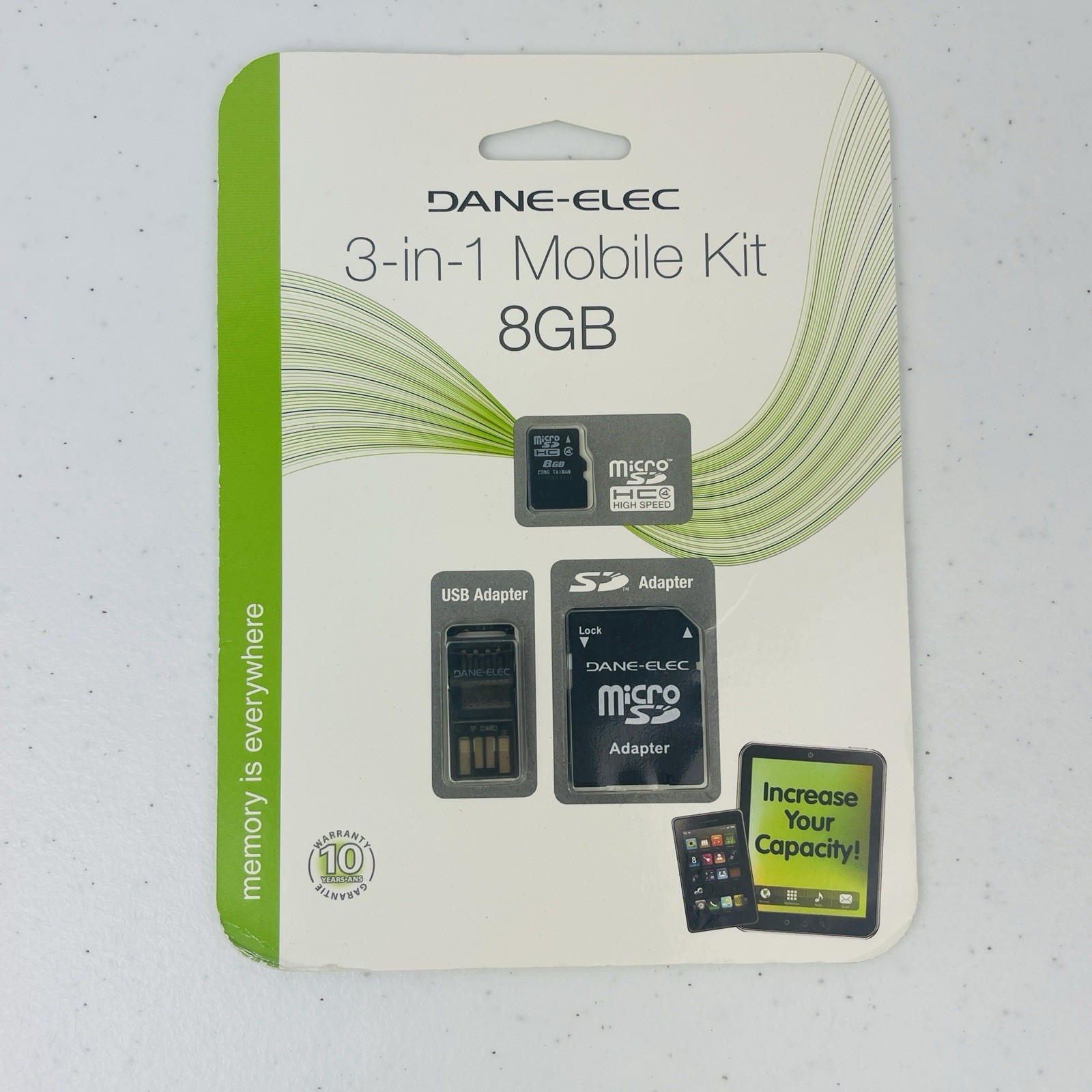 Dane Elec 3 in 1 Mobile Kit 8GB MicroSD Card USB SD Adapter Class 10