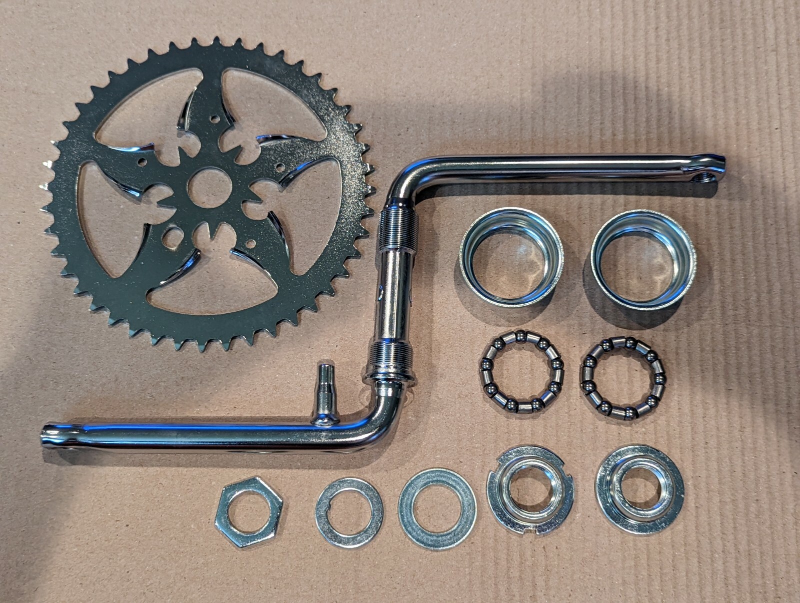 BICYCLE SPROCKET STAR POINT 44 T, CRANKS 5 &1/2",& BOTTOM BEARING SET,CHROME