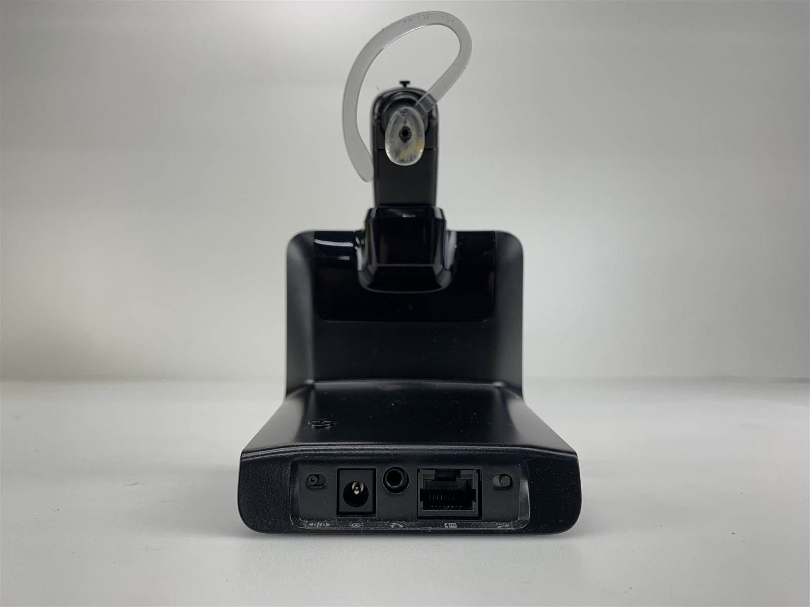 Plantronics C540 Wireless Headset with Ear Loop and C054 Charging Base