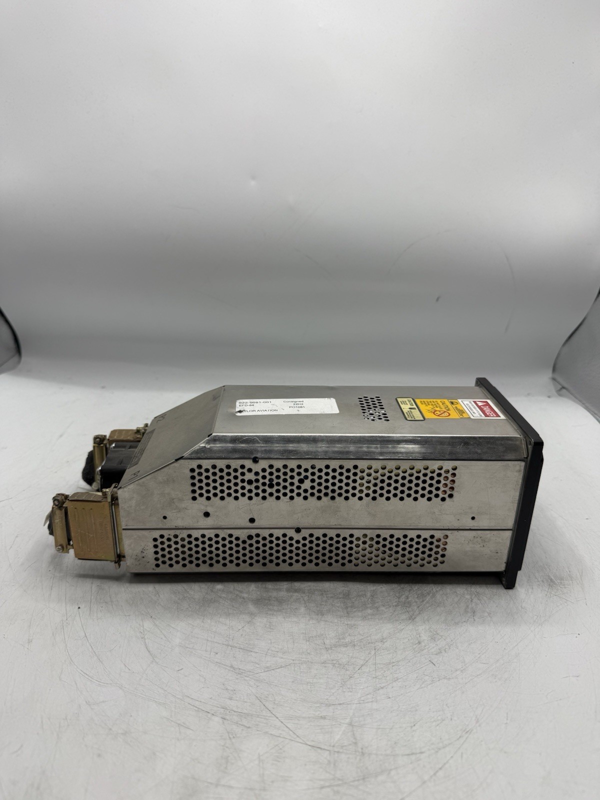 Electronic Flight Display EFD84 622-9681-001 READ