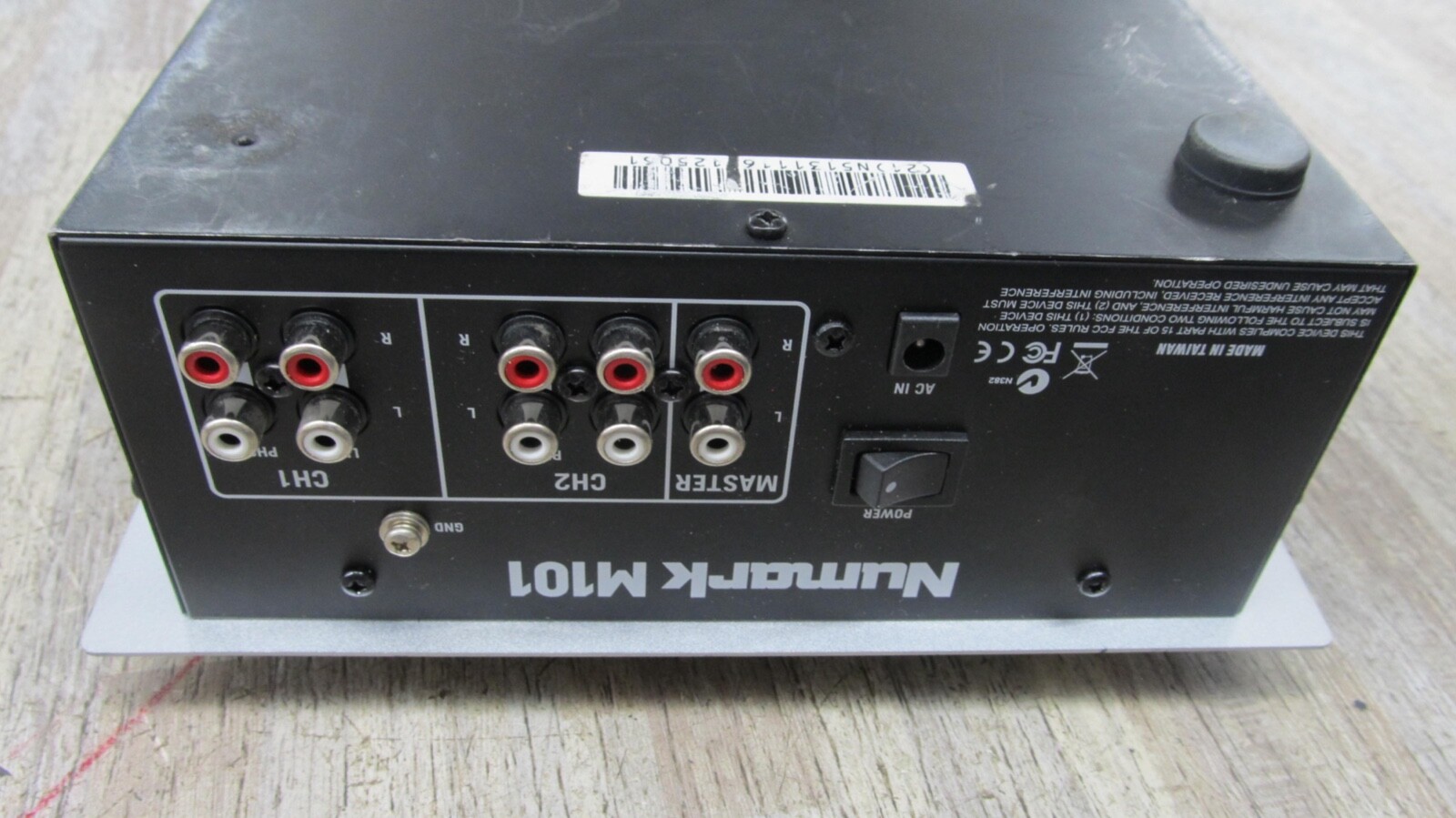 Numark M101 Mixer no power adapter. free shipping