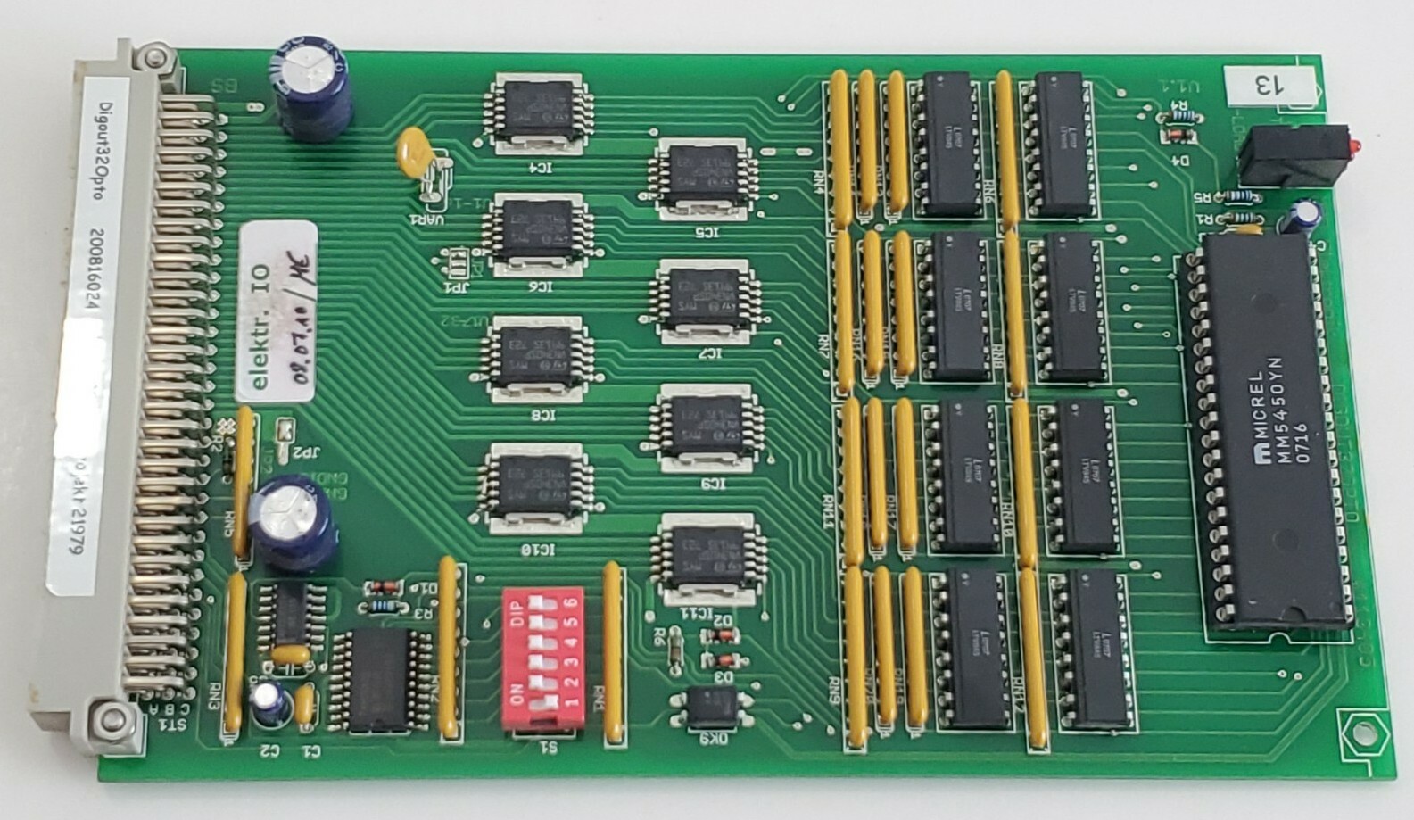 *PREOWNED* MCD Elektronik DIGOUT320PTO Output Card 113405 Computer Control Board