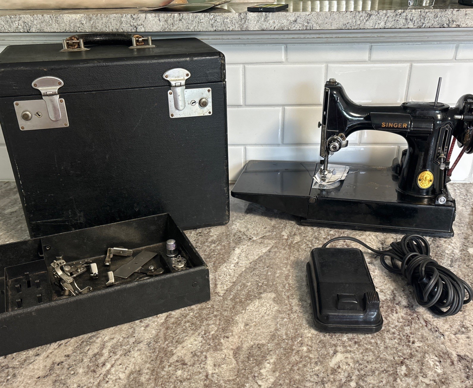 Vintage Singer Featherweight 221 Sewing Machine W/Case, Manual, Sews Great!
