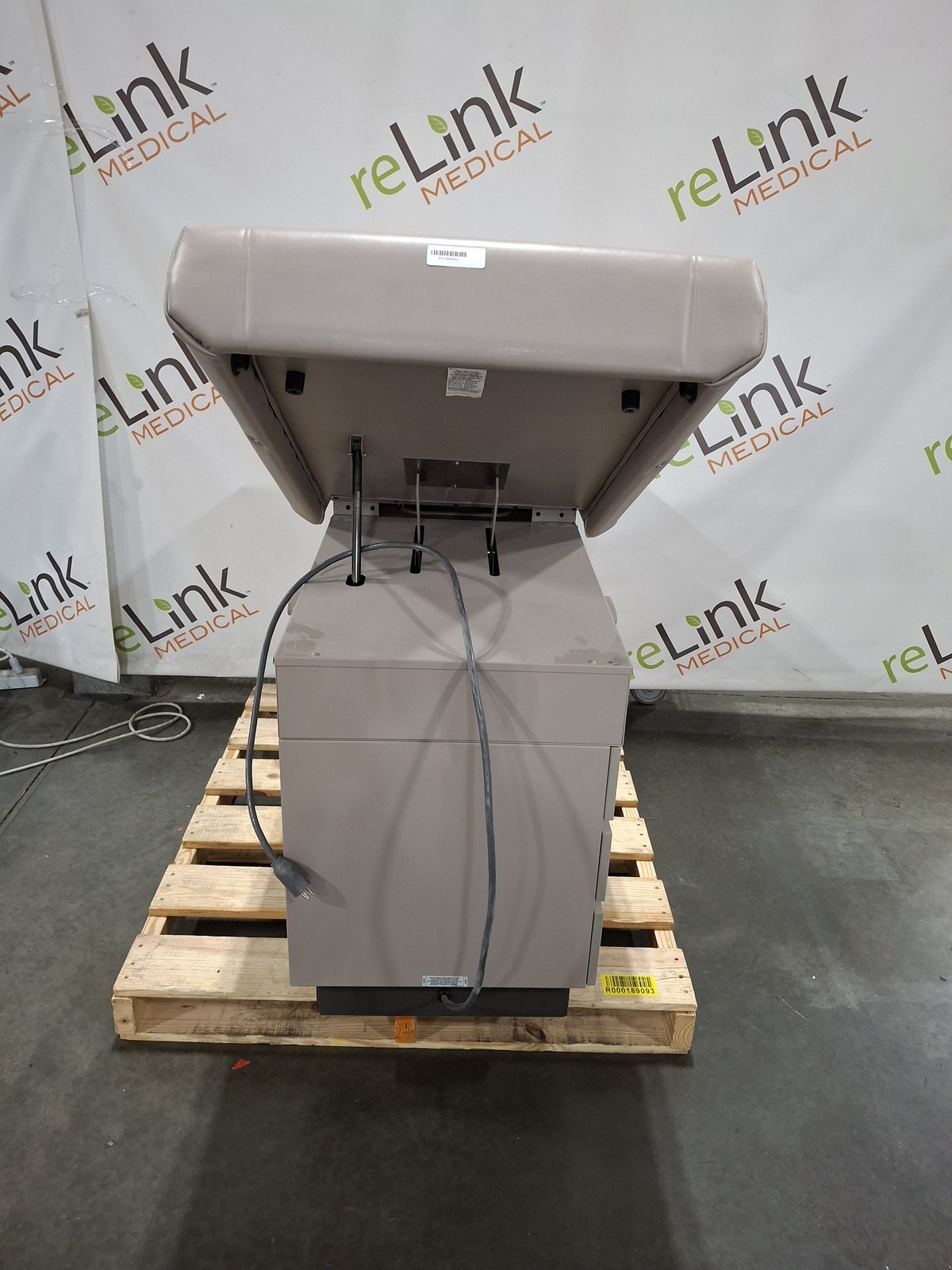 Midmark Ritter 100 Exam Table