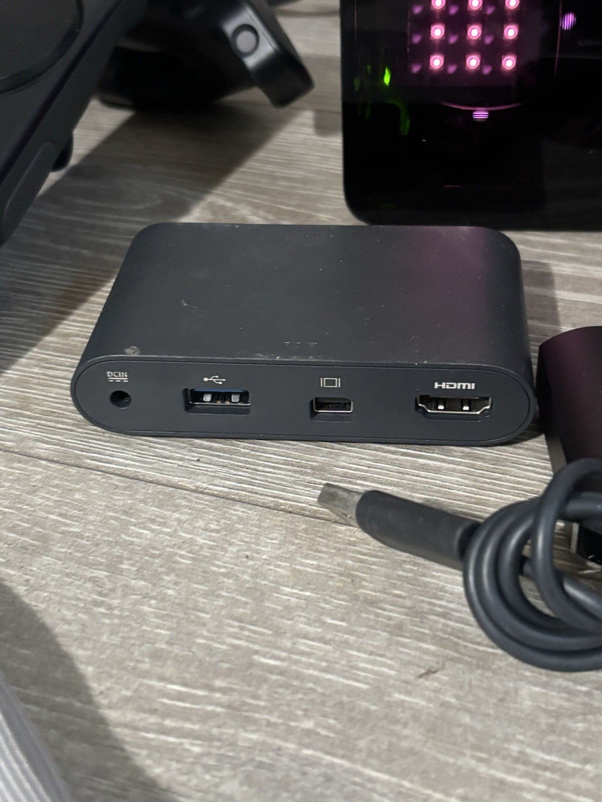 HTC Vive VR Full Headset Kit System Virtual Reality TURNS ON BUT UNTESTED AS-IS