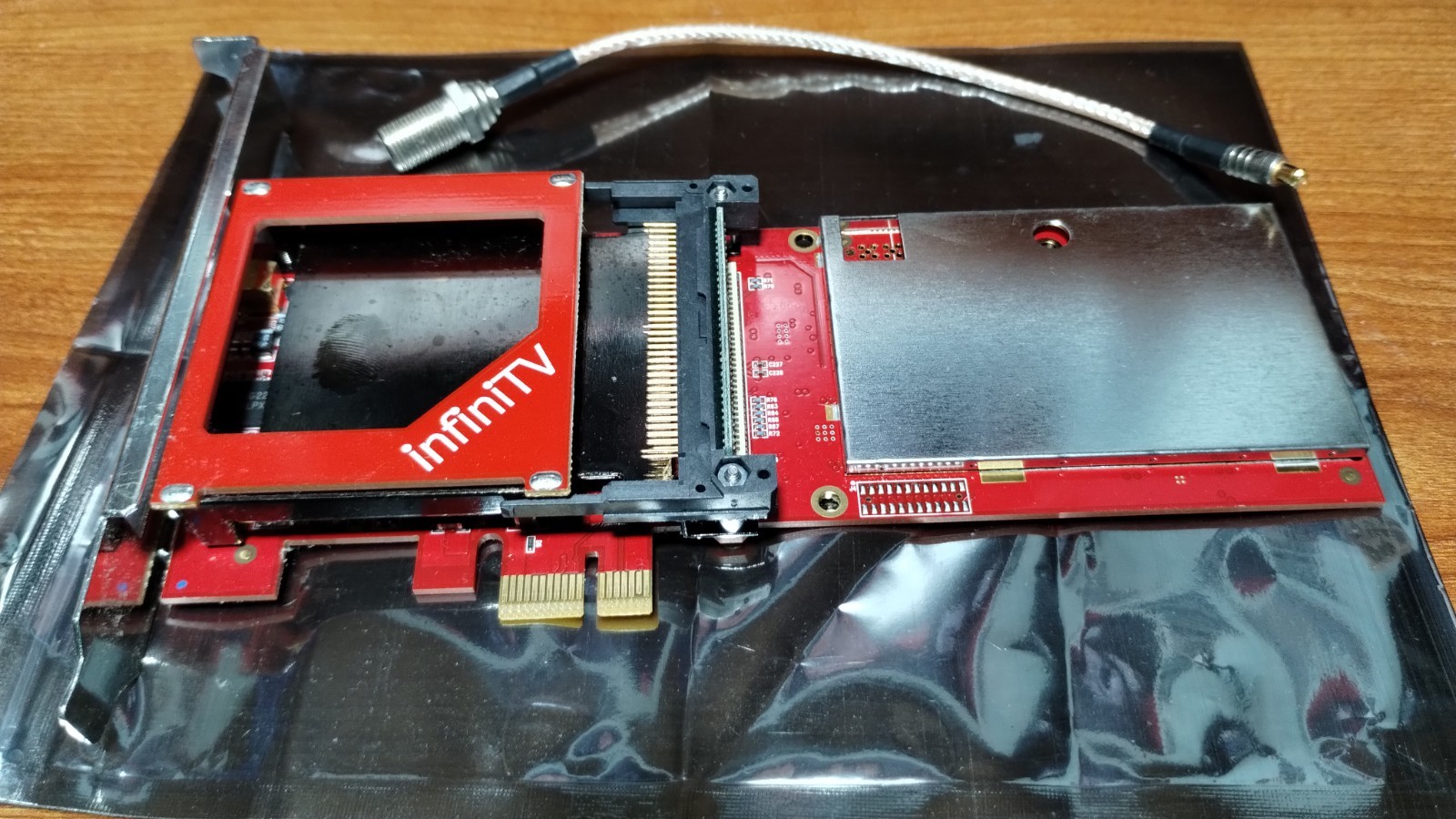 Ceton InfiniTV 4 Cable Card TV Tuner PCIe Adapter