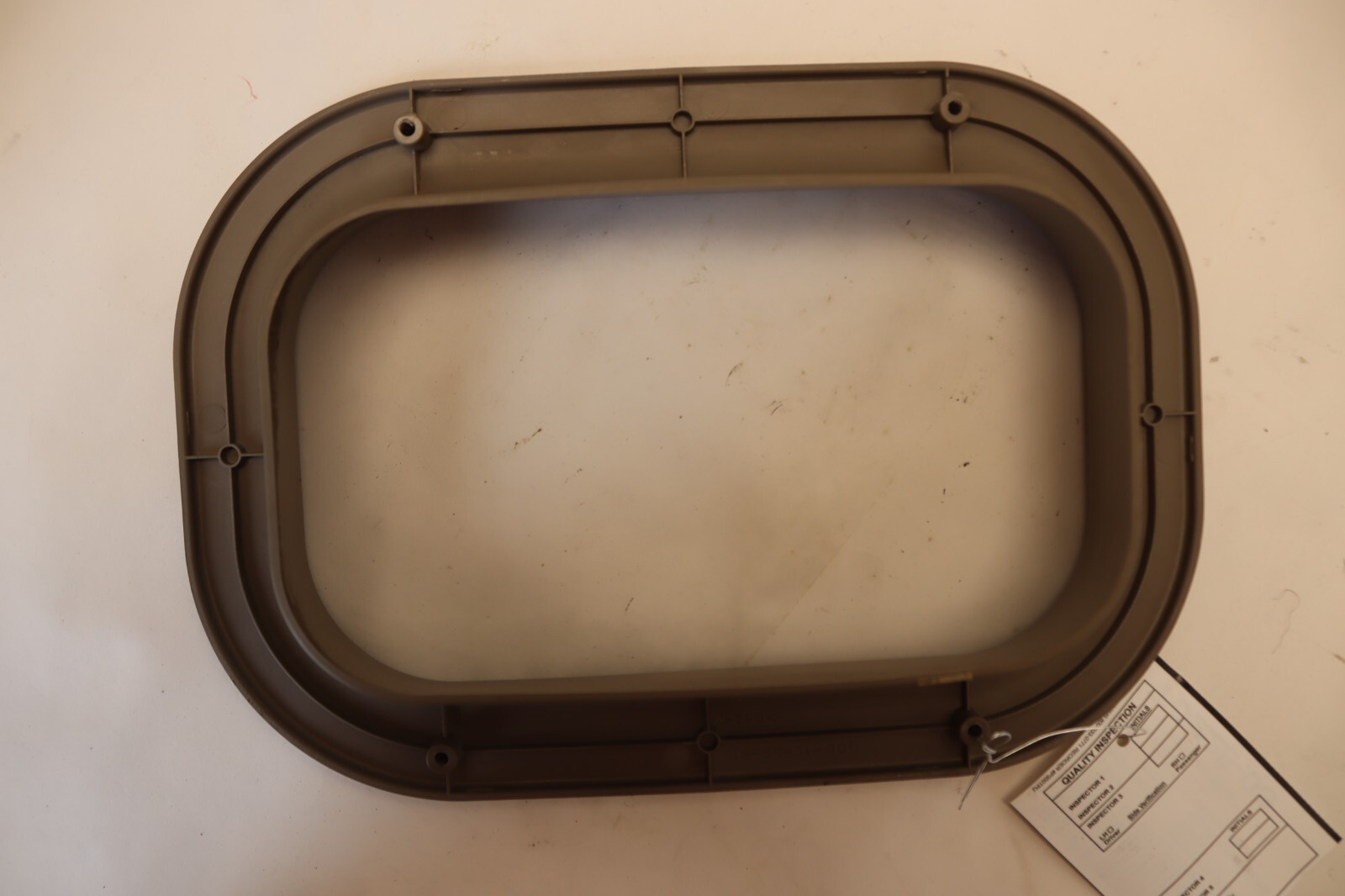 2008-2017 FREIGHTLINER CASCADIA 125 SLEEPER SIDEWALL VENT TRIM PANEL BEZEL OEM