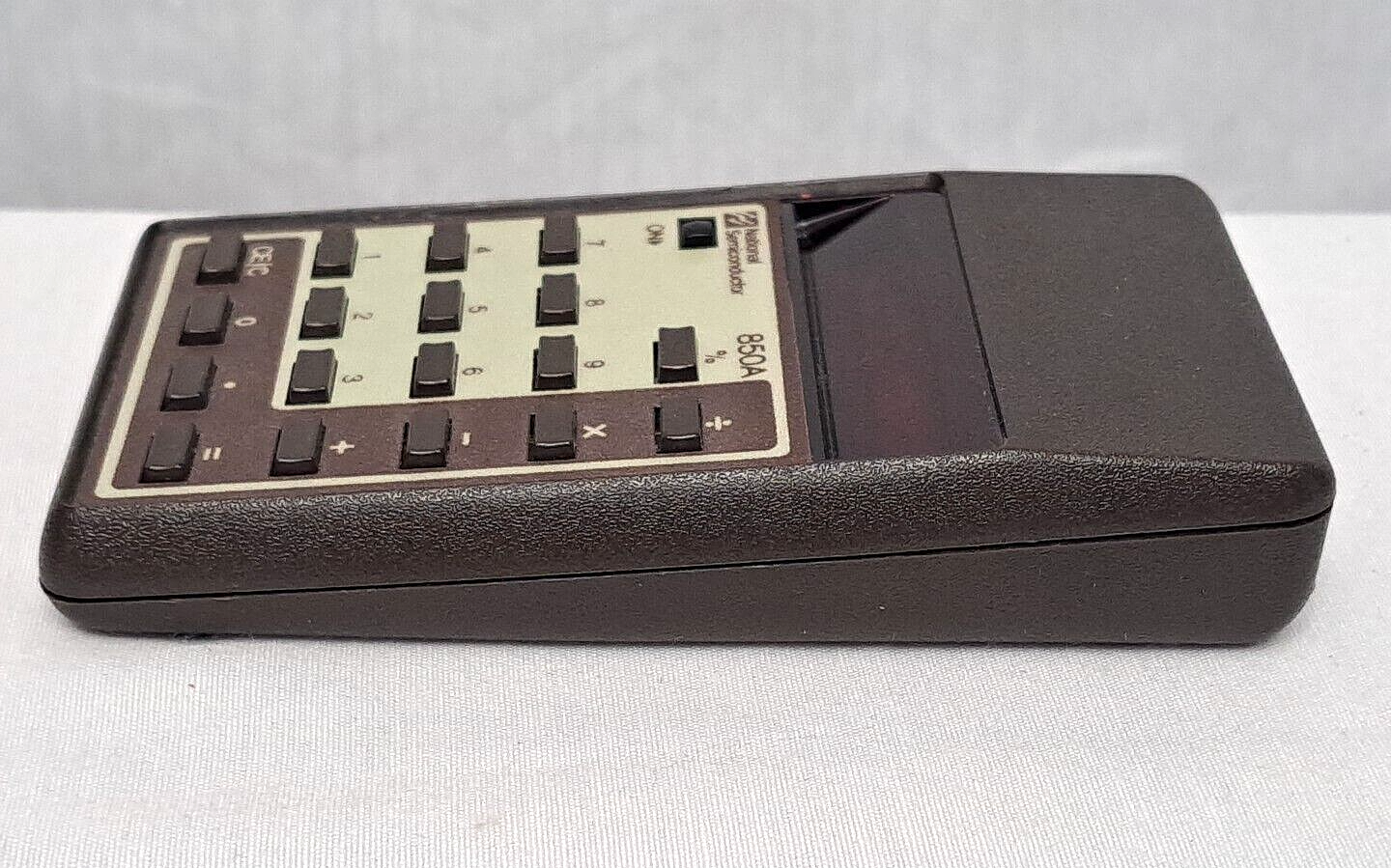 National Semiconductor Novus 850A Handheld Electronic Calculator, Tested & Works