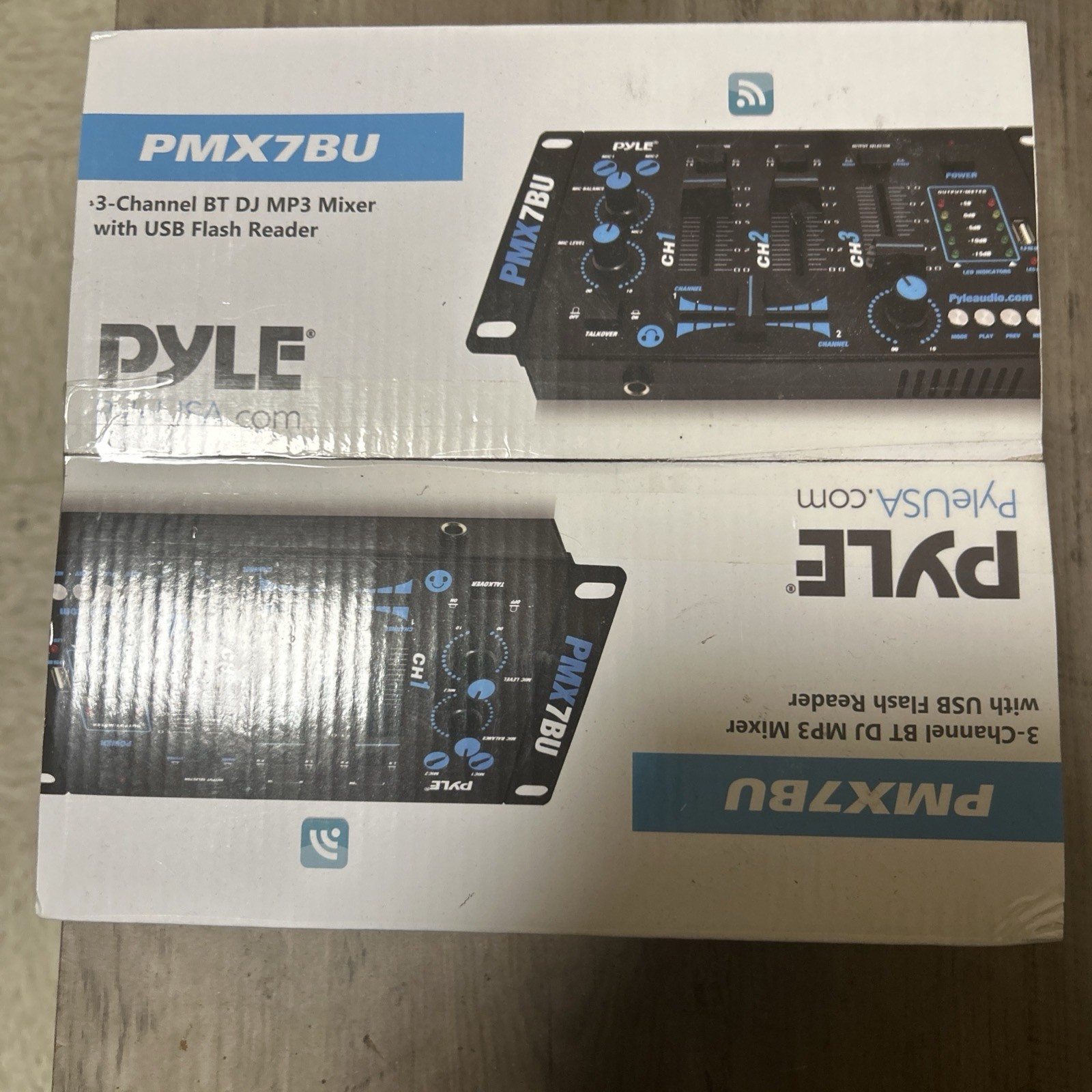 Pyle PKSCRD208 Bluetooth Mini Audio Interface Podcast Mixer Sound Card