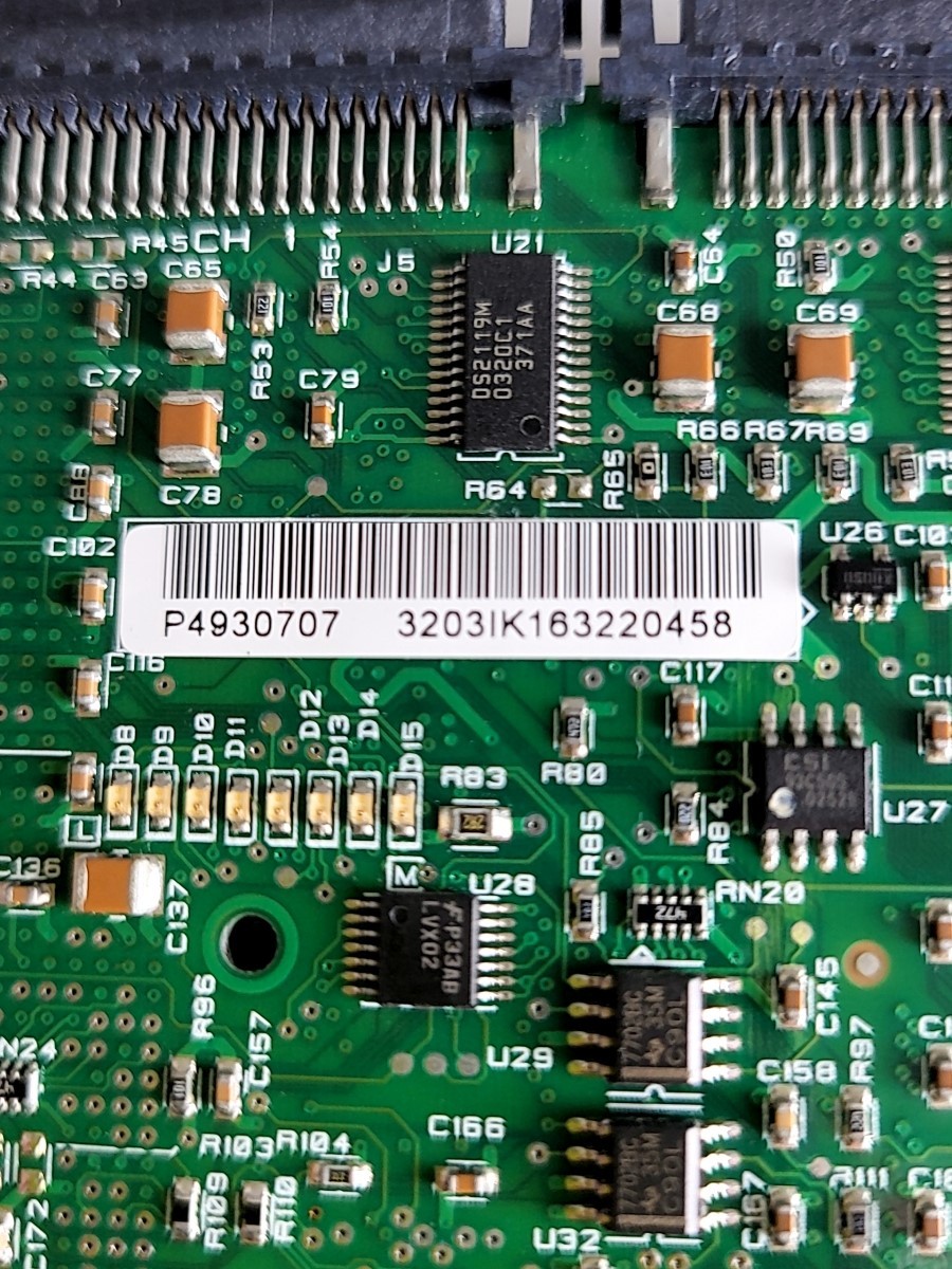 AMERICAN MEGATRENDS Series 493 P4930704 Raid Controller Card PCI-X 2*SCSI
