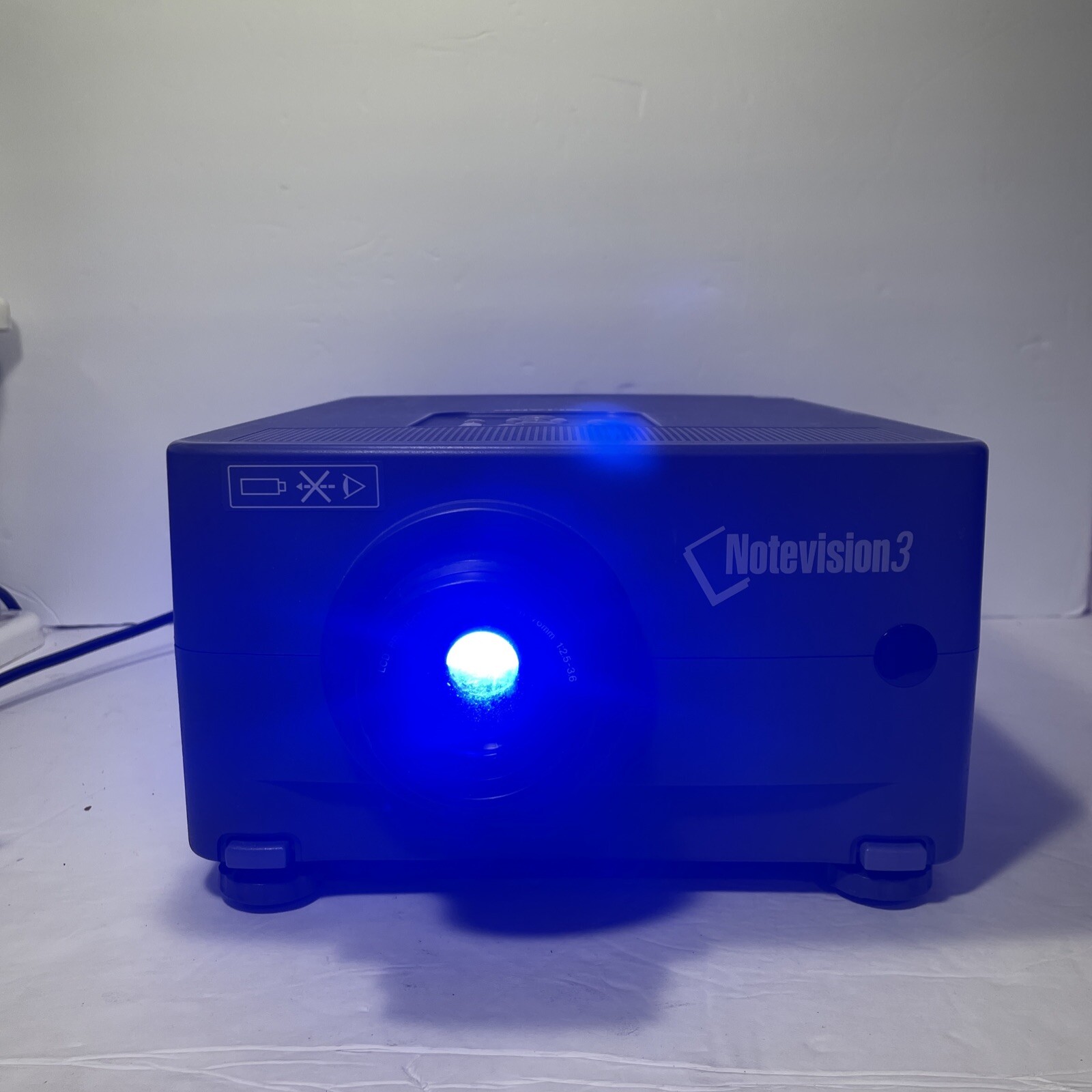 Video LCD Projector Zoom Lens W/ Remote SHARP Notevision 3 XG-NV3XU Working